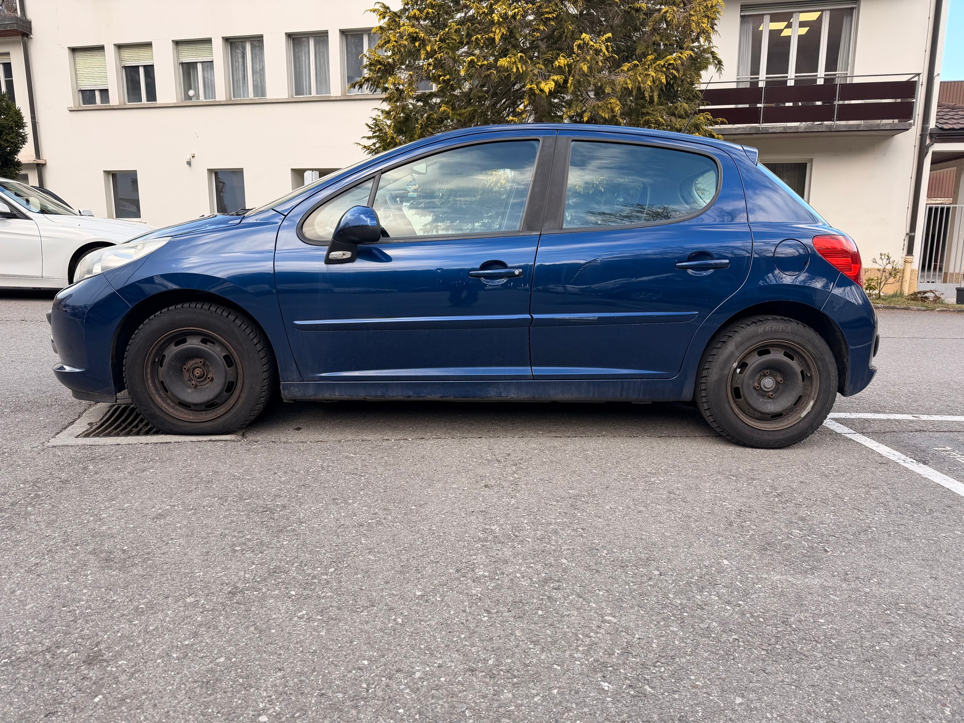 PEUGEOT 207 1.6 16V Black&Silver-showroom-element-2