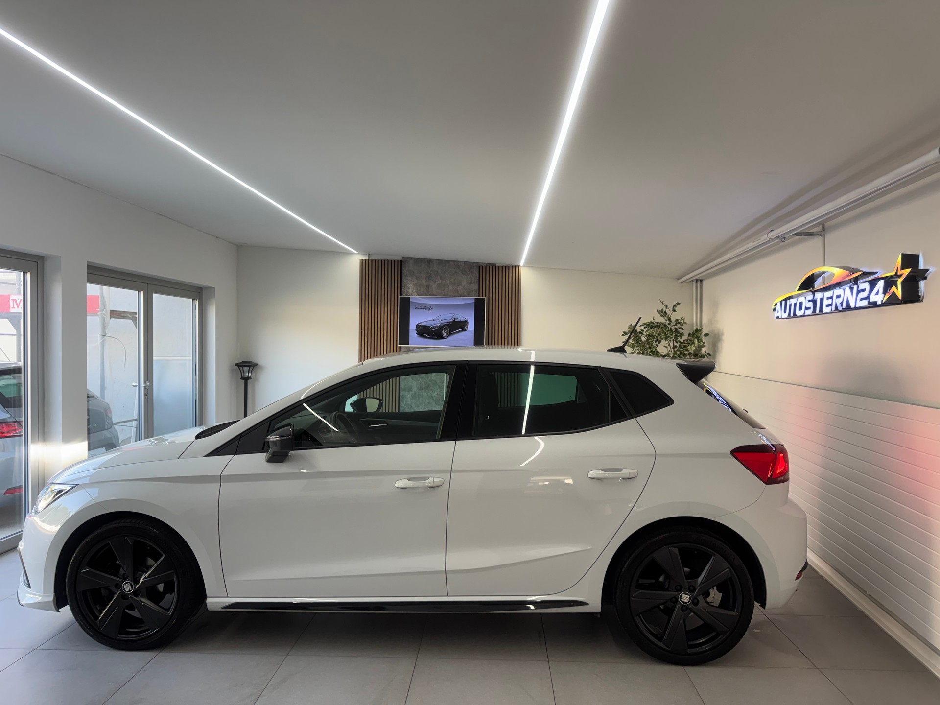 SEAT Ibiza 1.5 EcoTSI Hola FR DSG*CH-Fahrzeug*-image-6