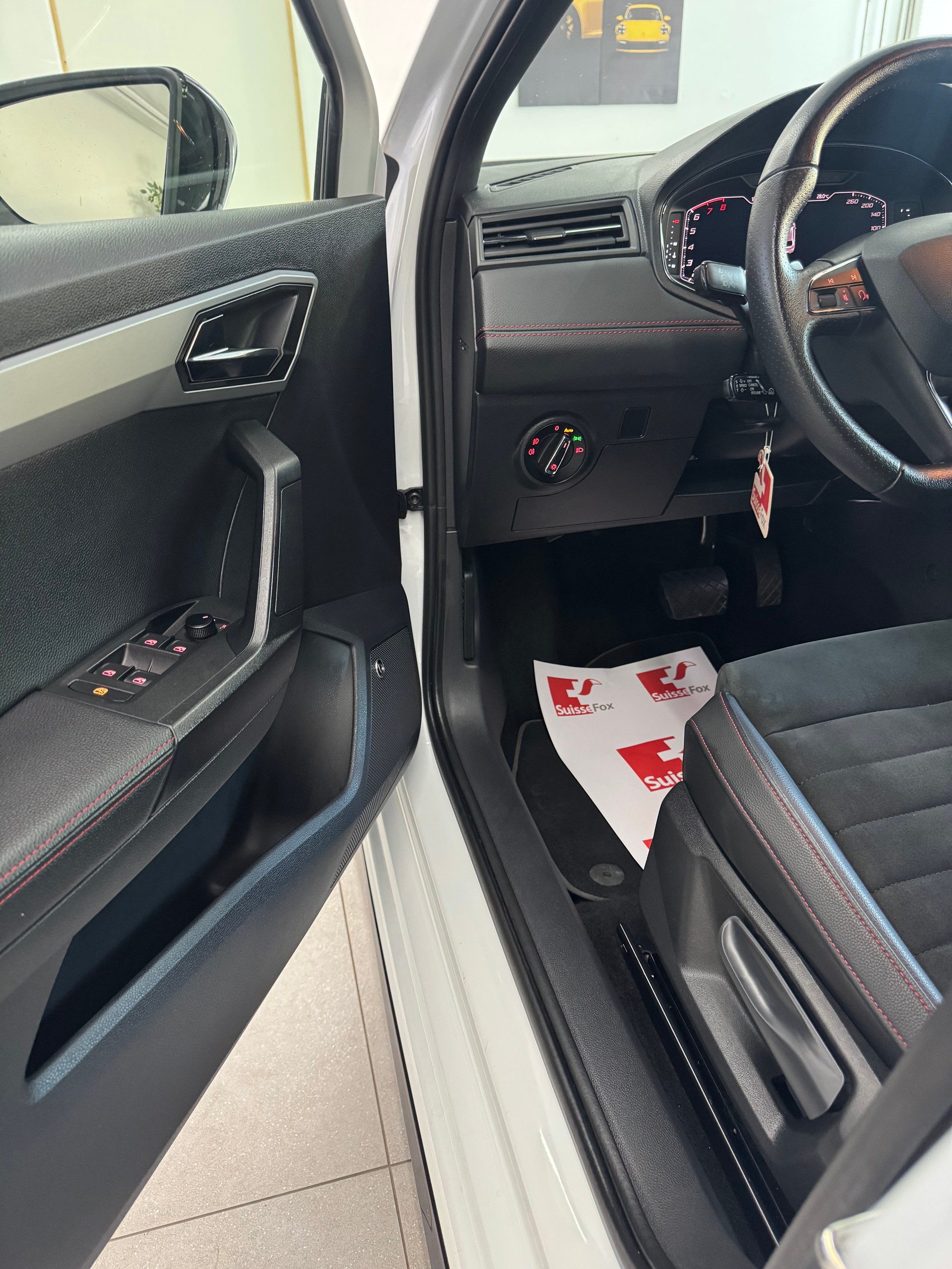 SEAT Ibiza 1.5 EcoTSI Hola FR DSG*CH-Fahrzeug*-image-9