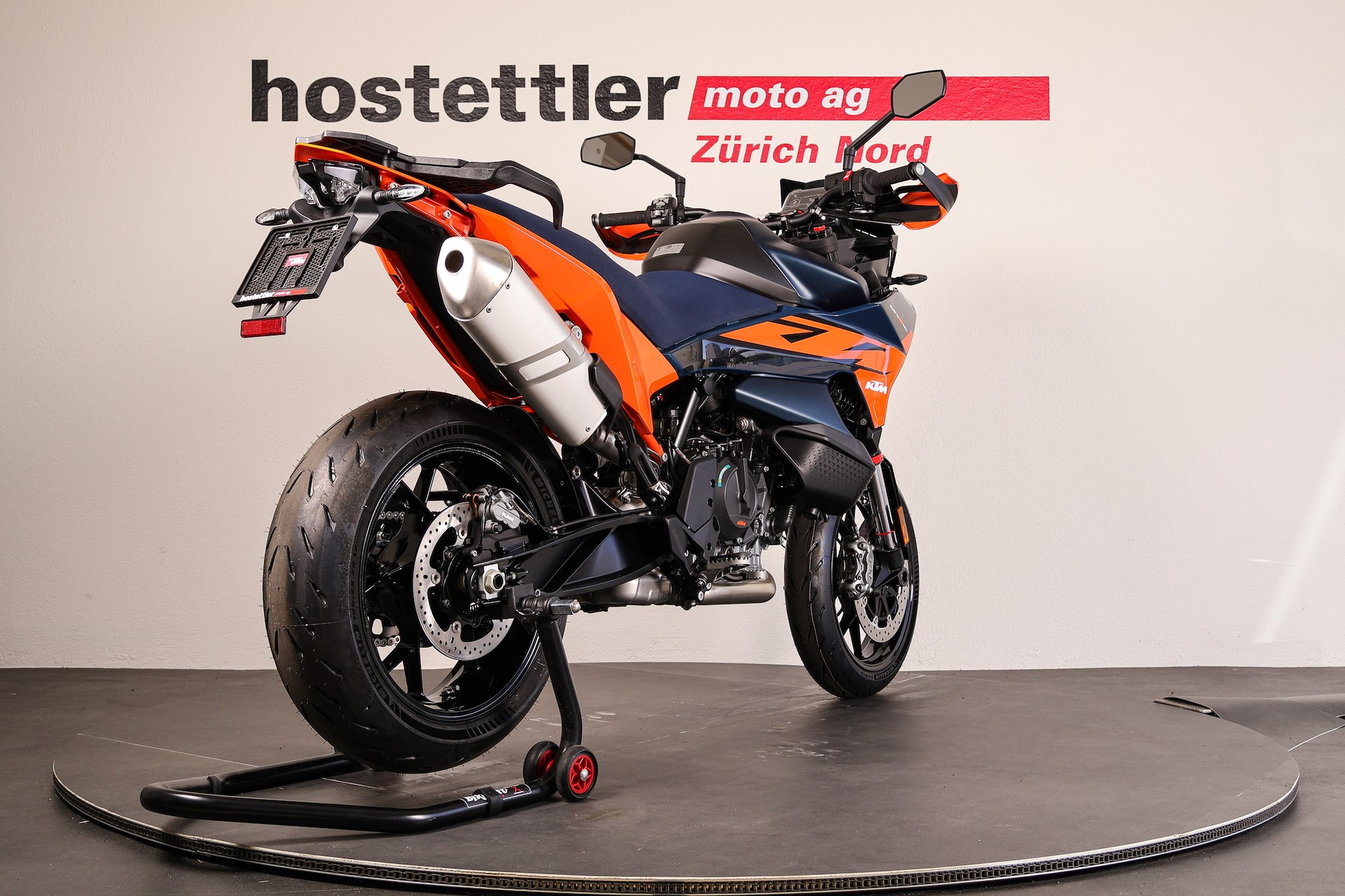 KTM 890 SMT-image-2
