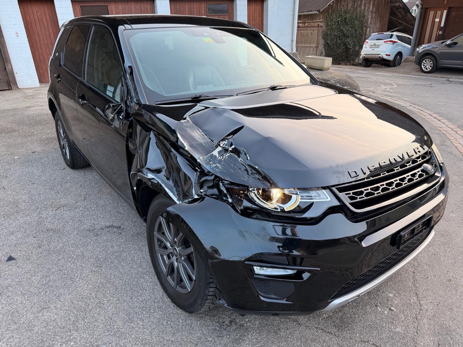 LAND ROVER Discovery Sport 2.0 Si4 HSE AT9-image-5