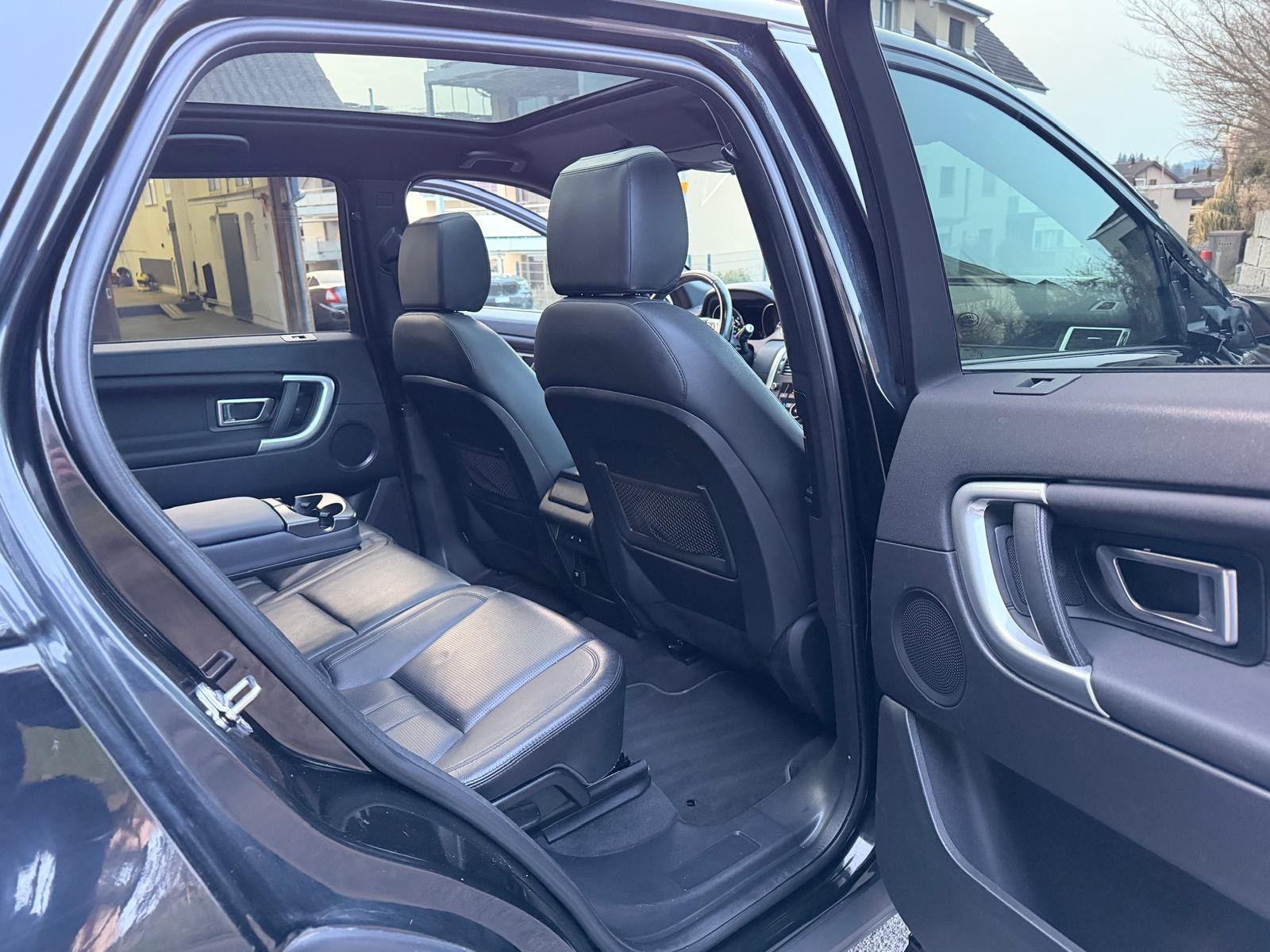 LAND ROVER Discovery Sport 2.0 Si4 HSE AT9-image-11