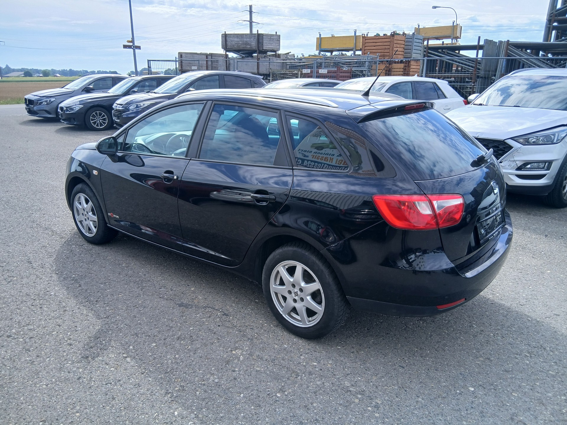 SEAT Ibiza ST 1.2 TSI Sport-image-4