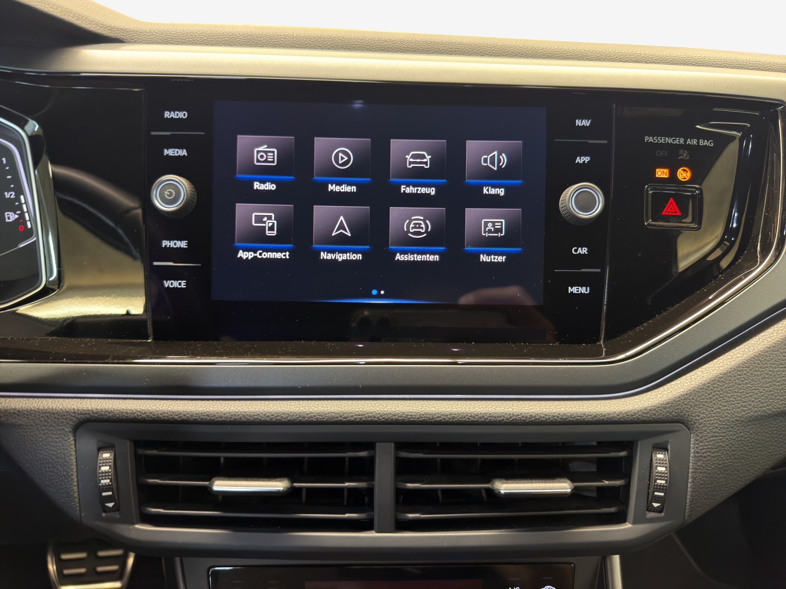 VW Taigo 1.5 TSI R-Line DSG-image-10