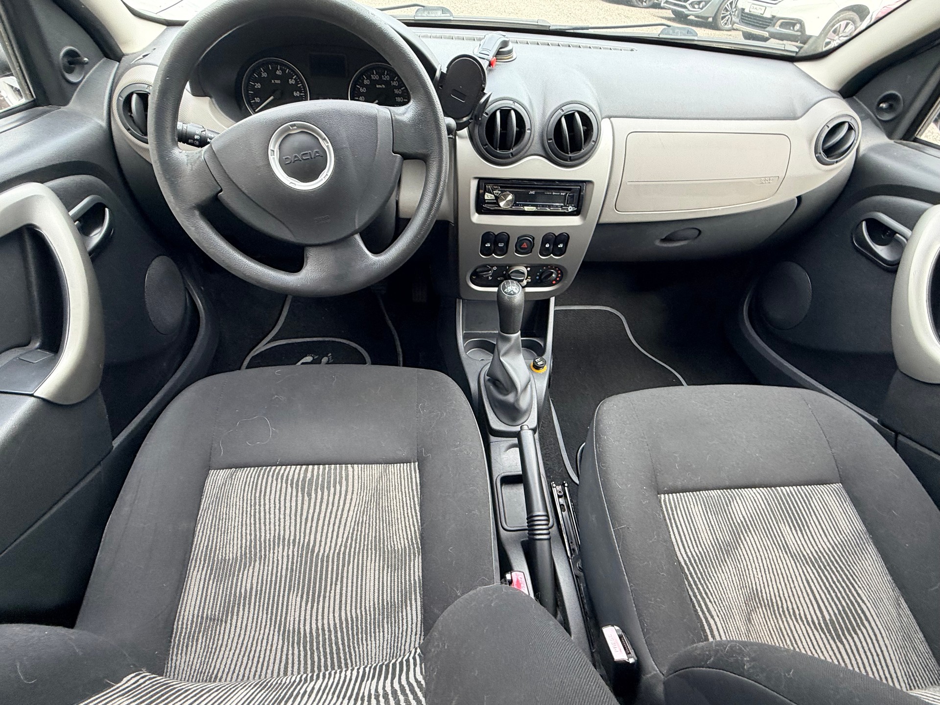 DACIA Sandero 1.2 Ambiance-image-8