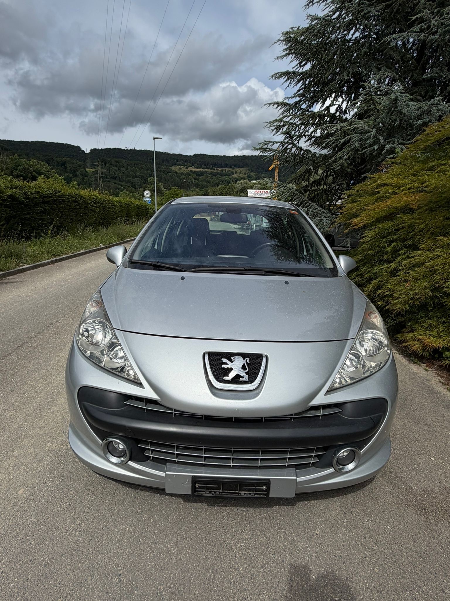 PEUGEOT 207 1.6 16V Sport Automatic-image-1