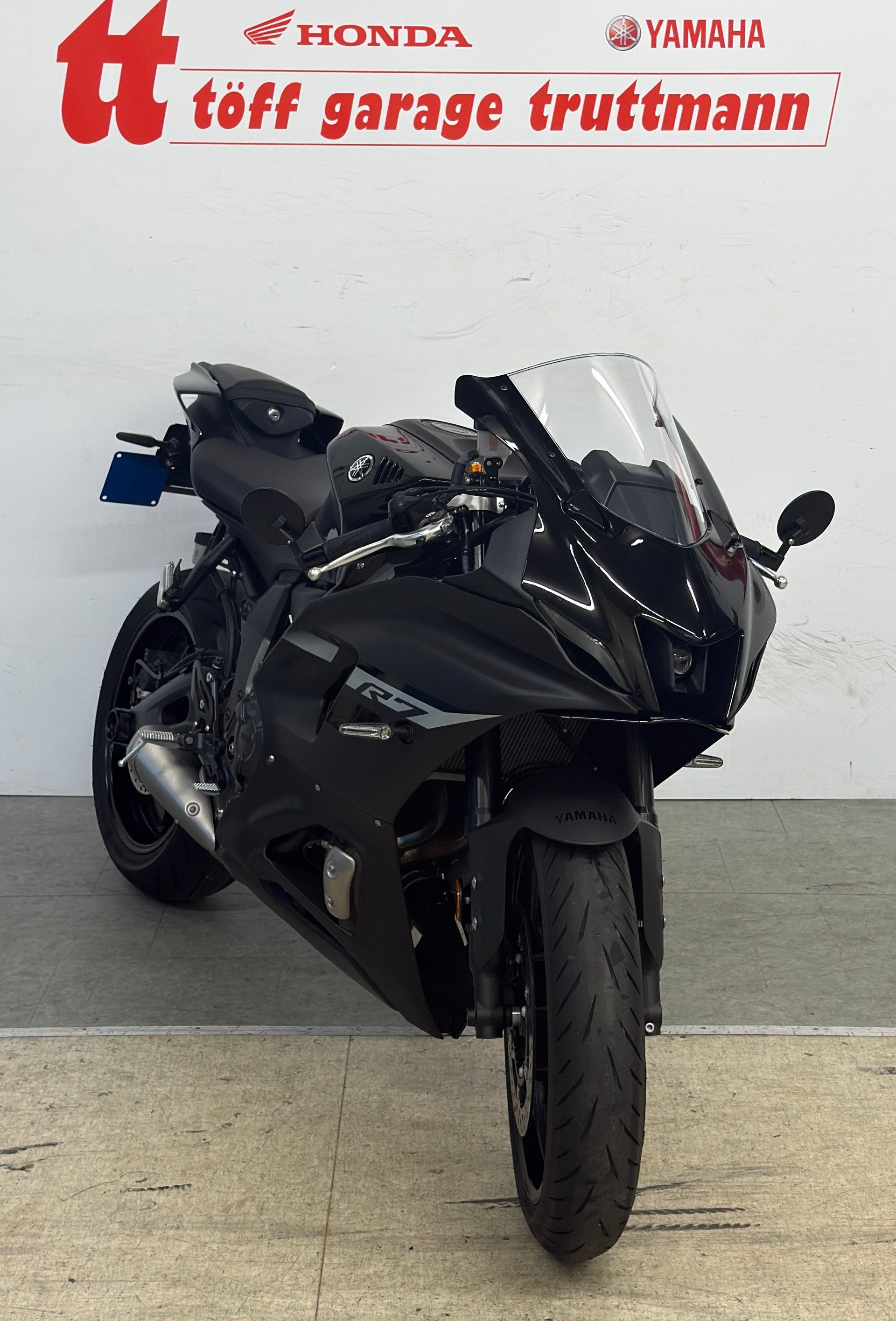 YAMAHA YZF-R7 (35kW)-image-1