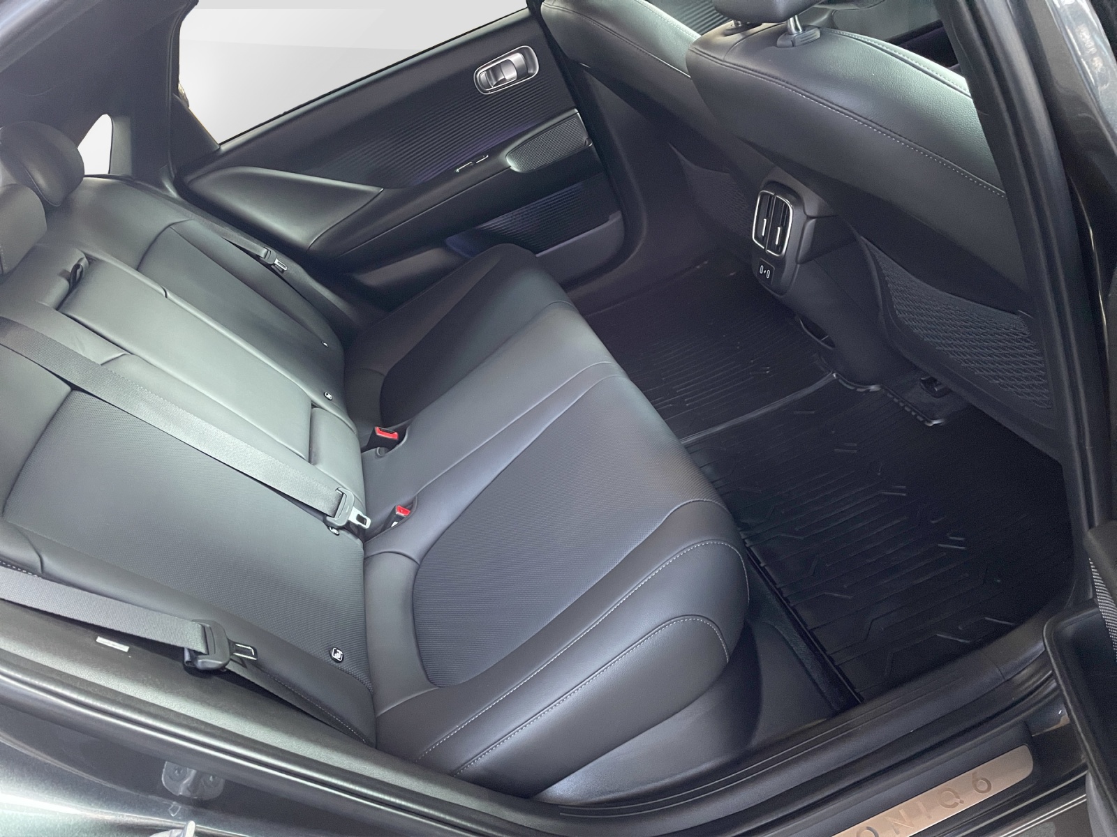 HYUNDAI Ioniq 6 Launch Edition 4WD-image-9