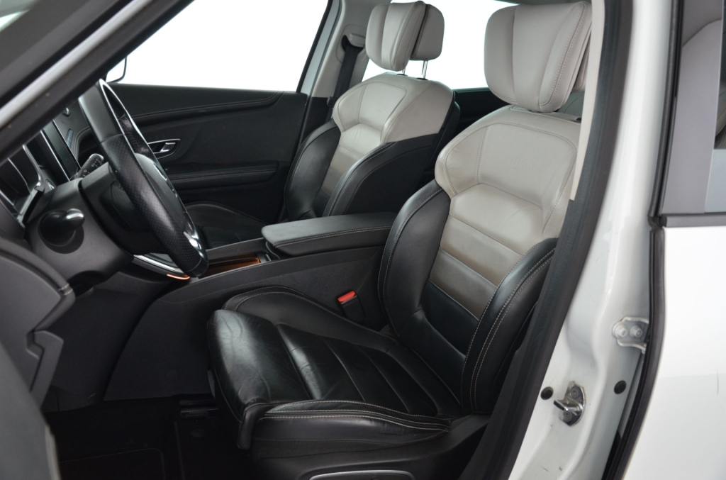 RENAULT Grand Scénic 1.6 dCi Initiale Paris Automat-image-11