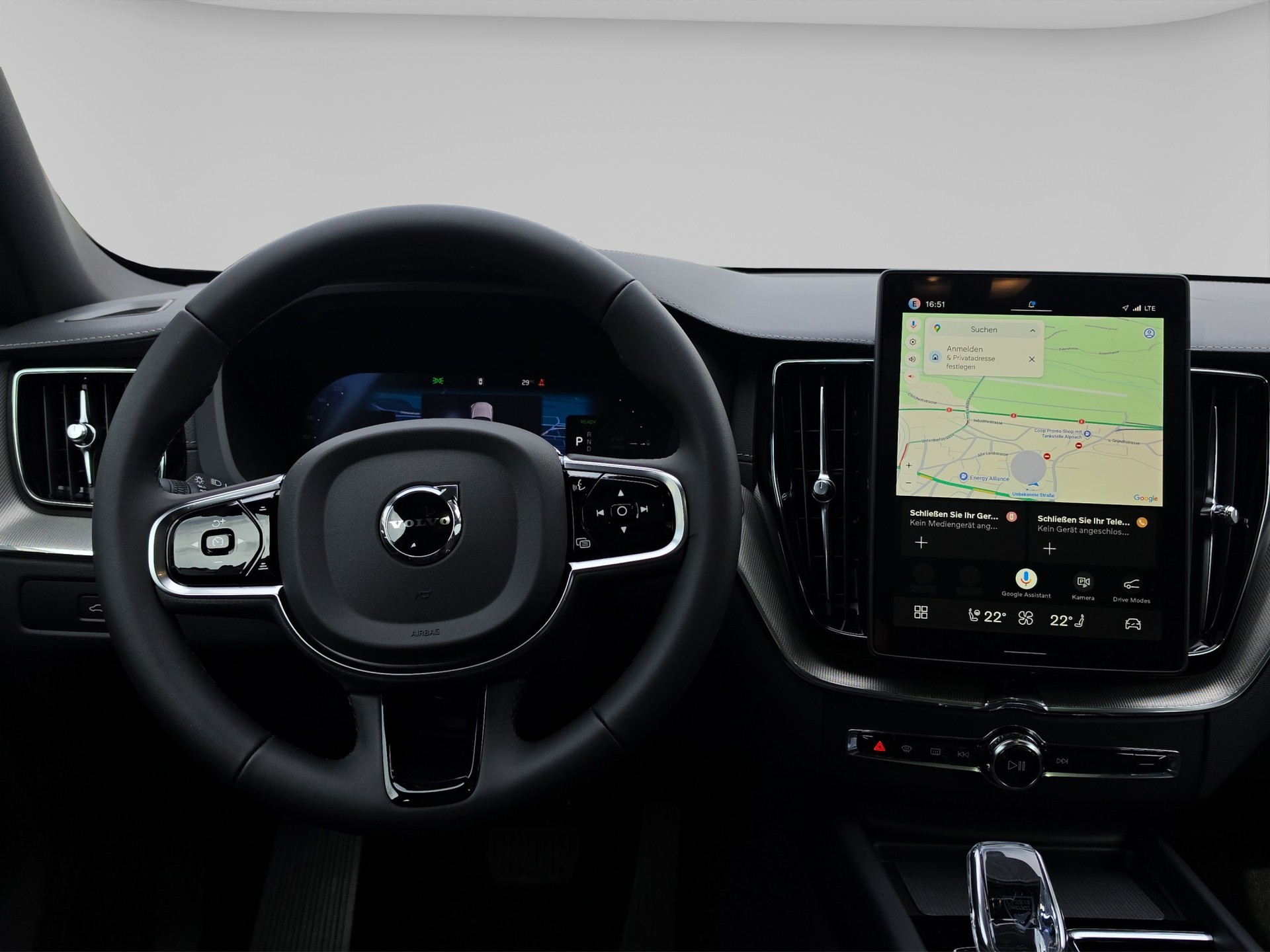 VOLVO XC60 2.0 T6 TE Black Edition eAWD-image-9