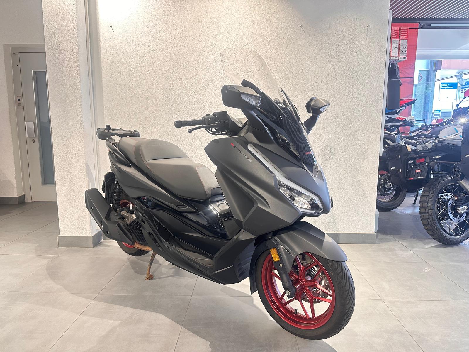 HONDA NSS125 Special Edition | Occasion | Top Zustand | Zubehör-image-0