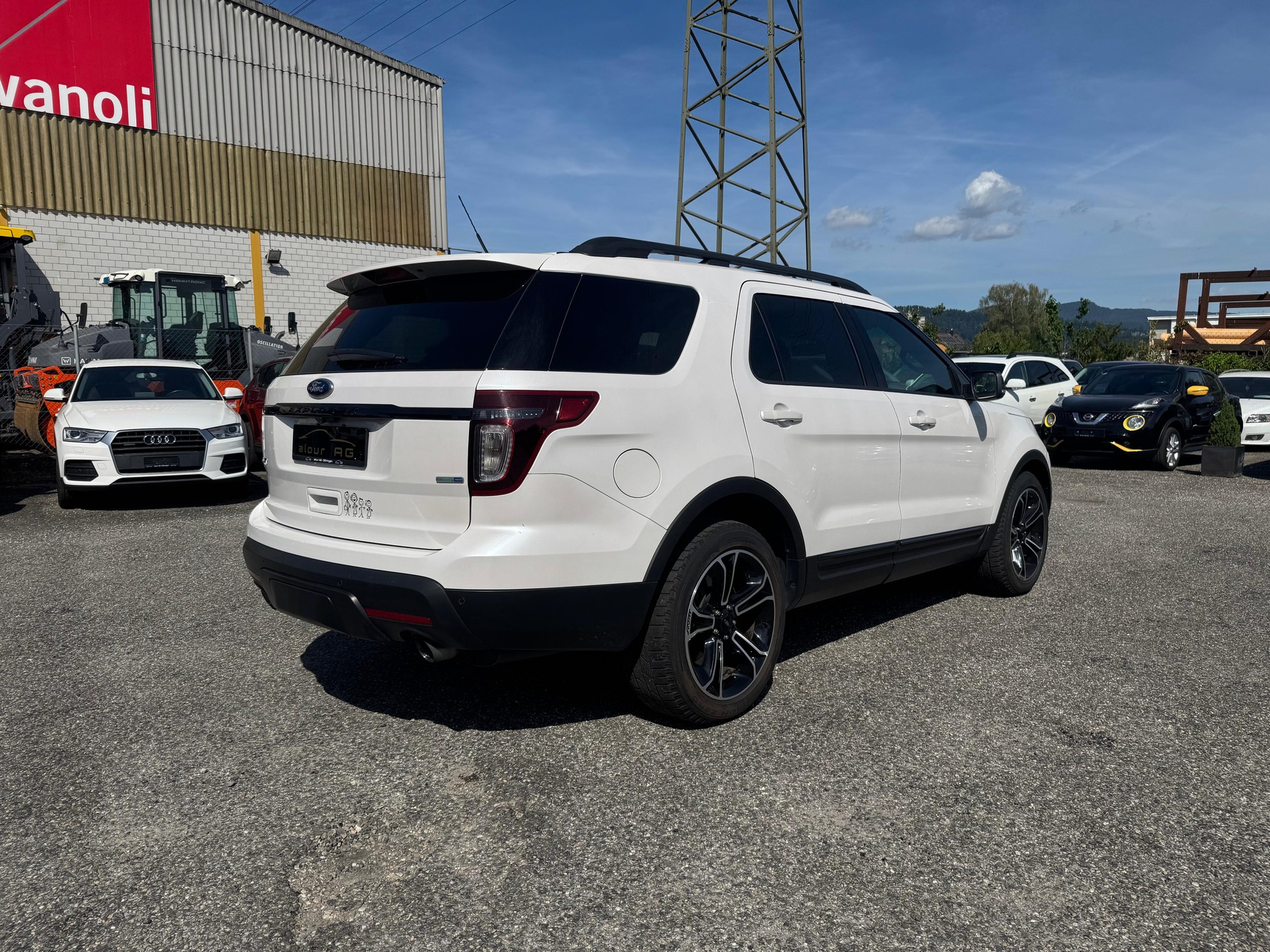 FORD EXPLORER-image-4
