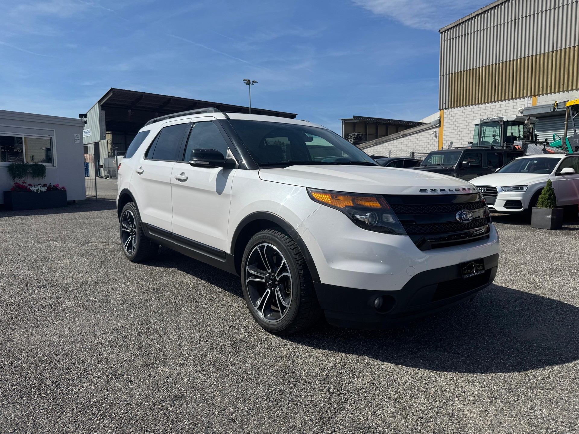 FORD EXPLORER-image-5