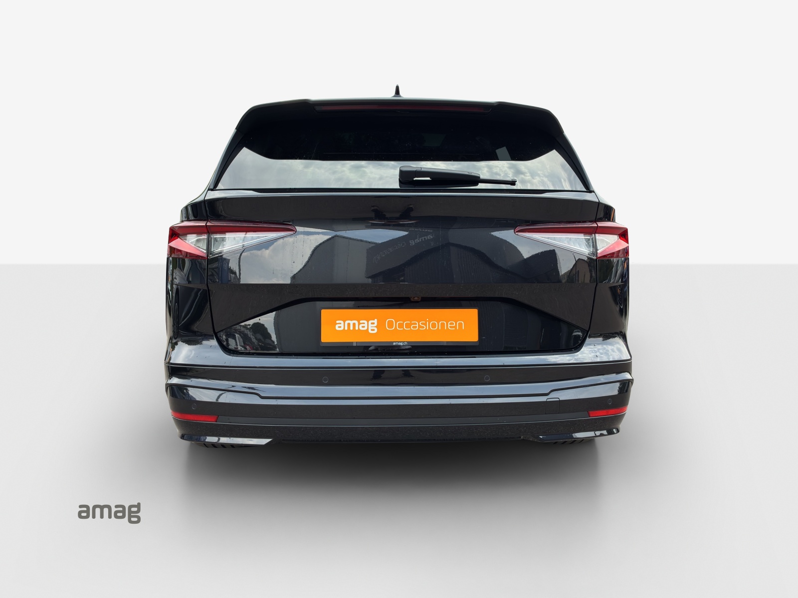 SKODA Enyaq iV 80x Founders Edition-showroom-element-3