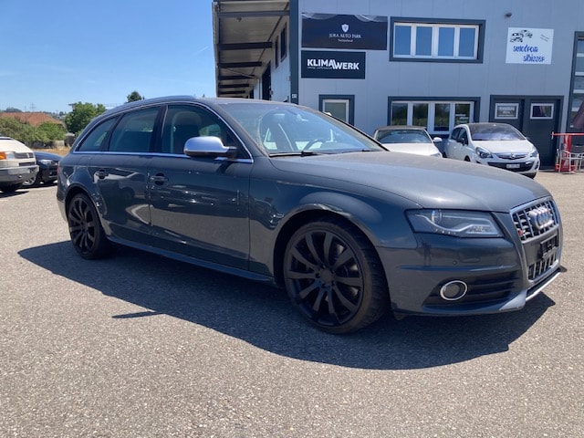 AUDI S4 Avant 3.0 TFSI quattro S-tronic-showroom-element-1
