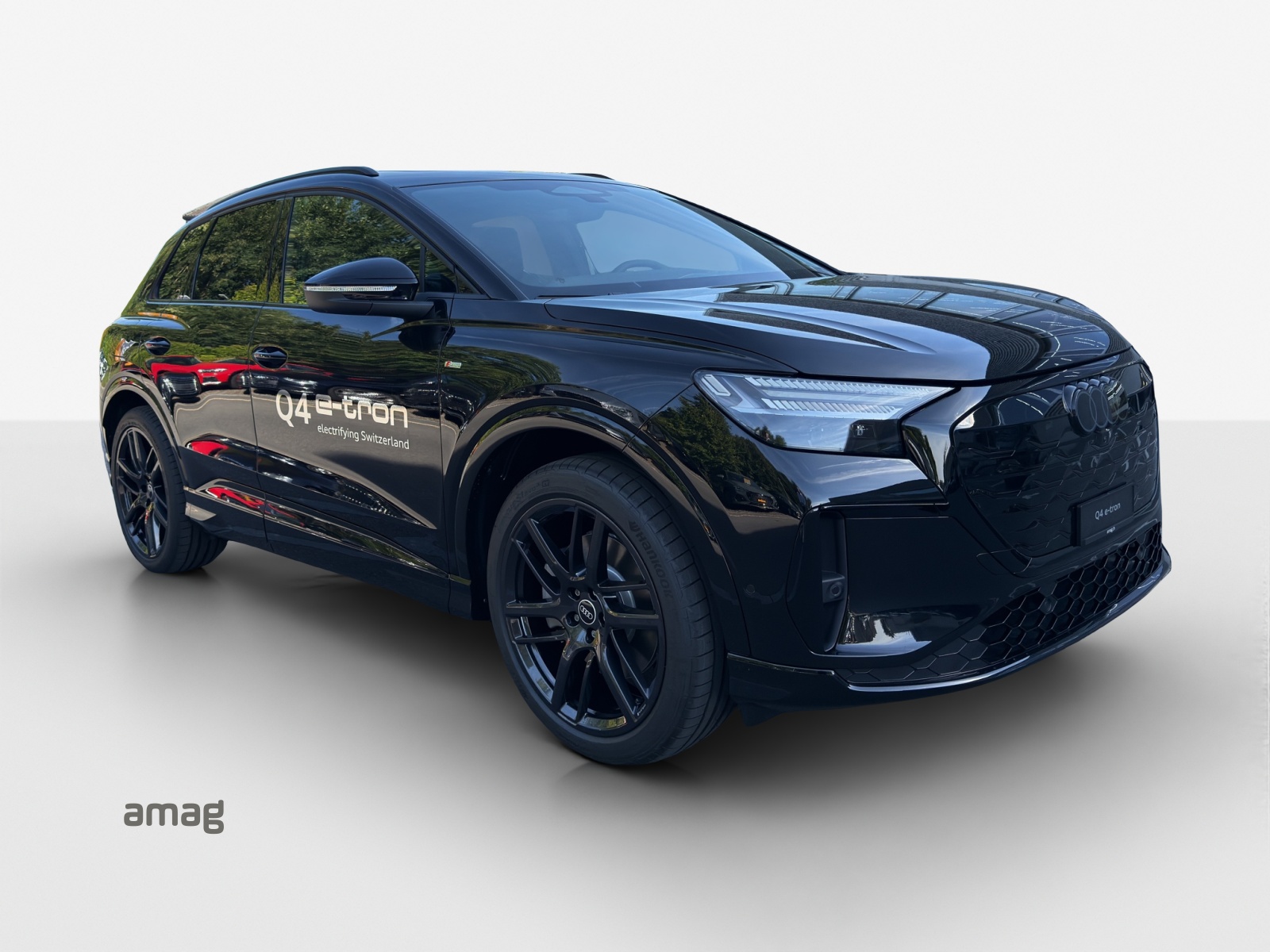 AUDI Q4 e-tron SUV quattro performance-image-5