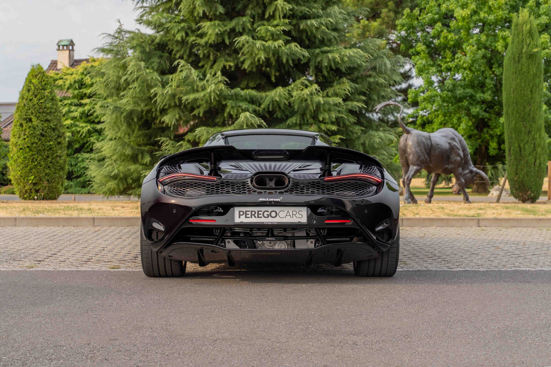 McLAREN 750S-image-6
