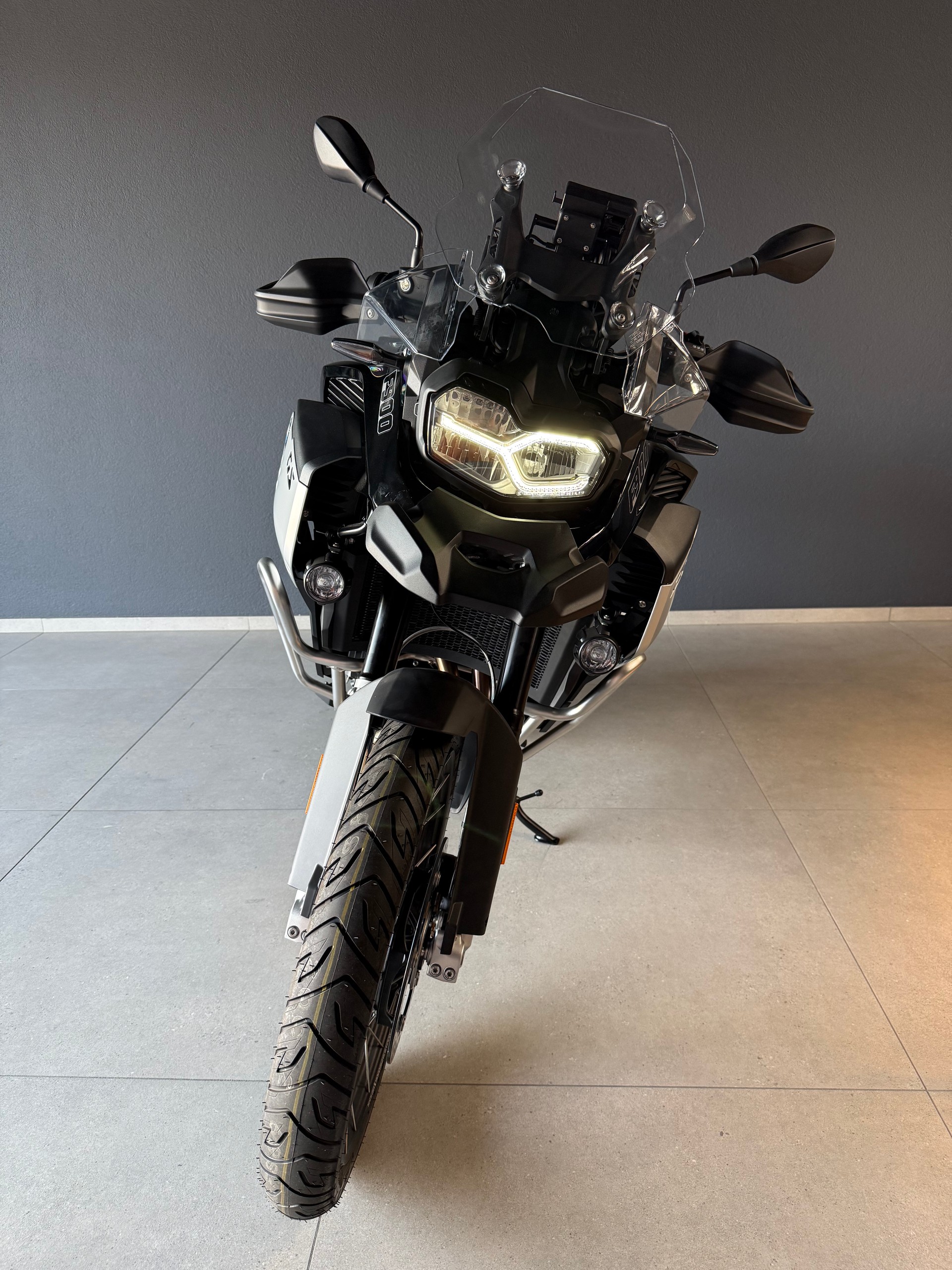 BMW F 900 GS Adventure-image-2