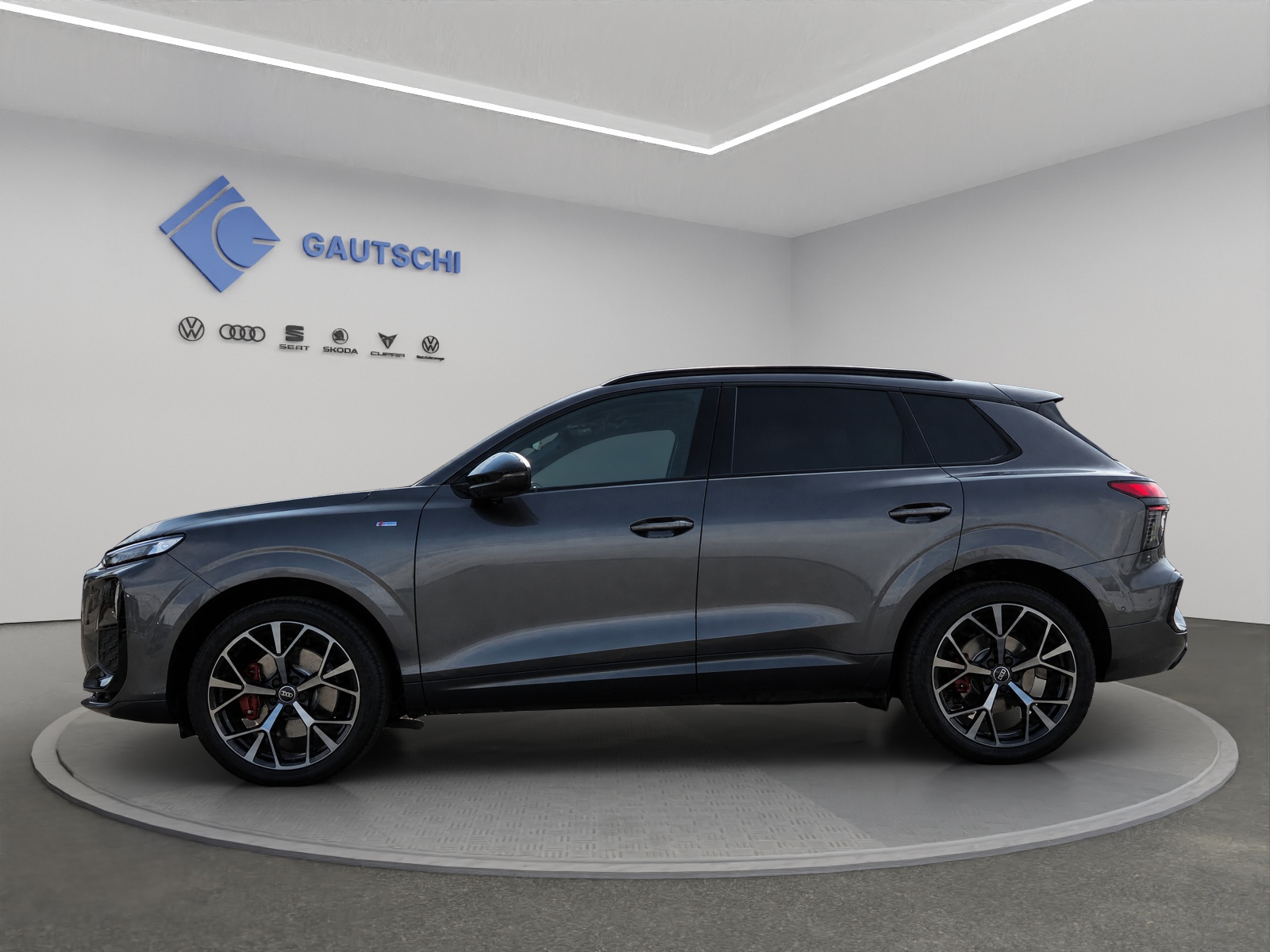 AUDI Q3 SUV TFSI quattro 195 kW S tronic-image-1