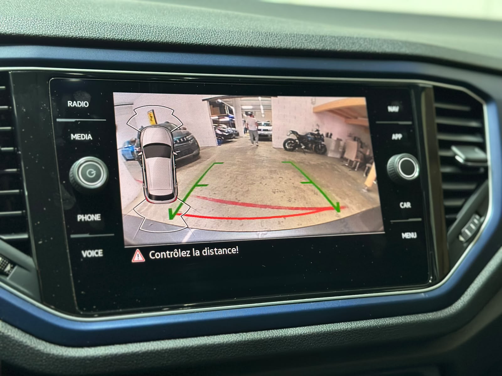 VW T-Roc 1.5 TSI EVO Advance DSG-image-12