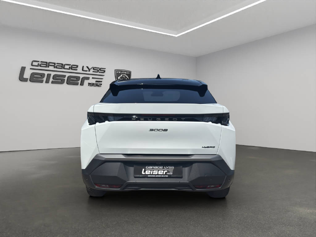 PEUGEOT 3008 1.2 Hybrid GT-showroom-element-3