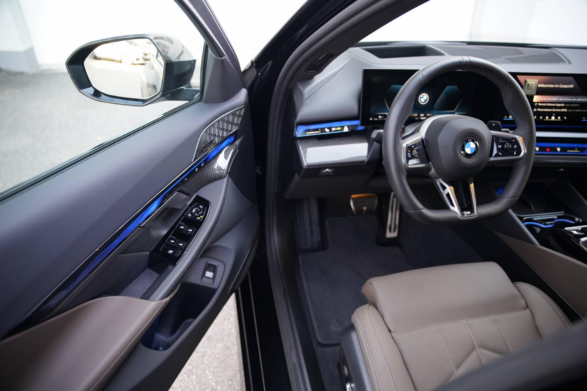 BMW 540d xDrive 48V M Sport Pro Steptronic-image-8