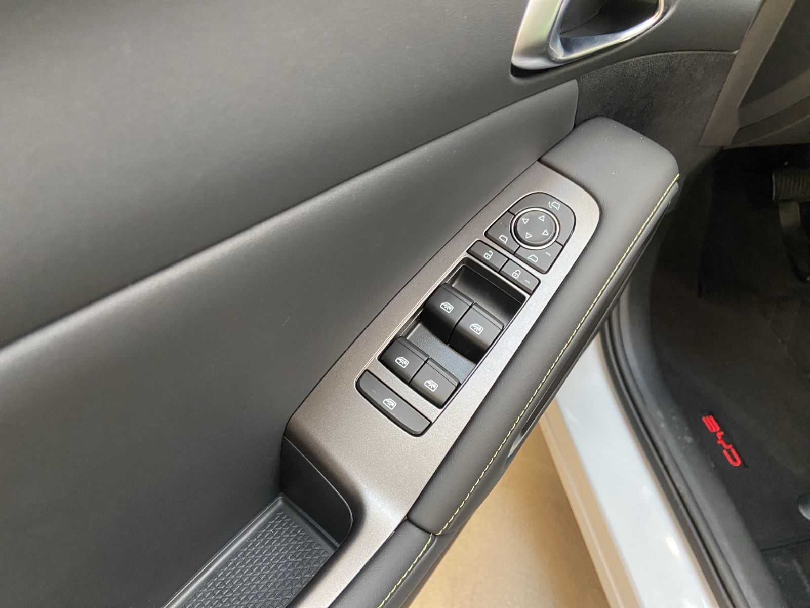 BYD Atto 2 DM-i Boost-image-15