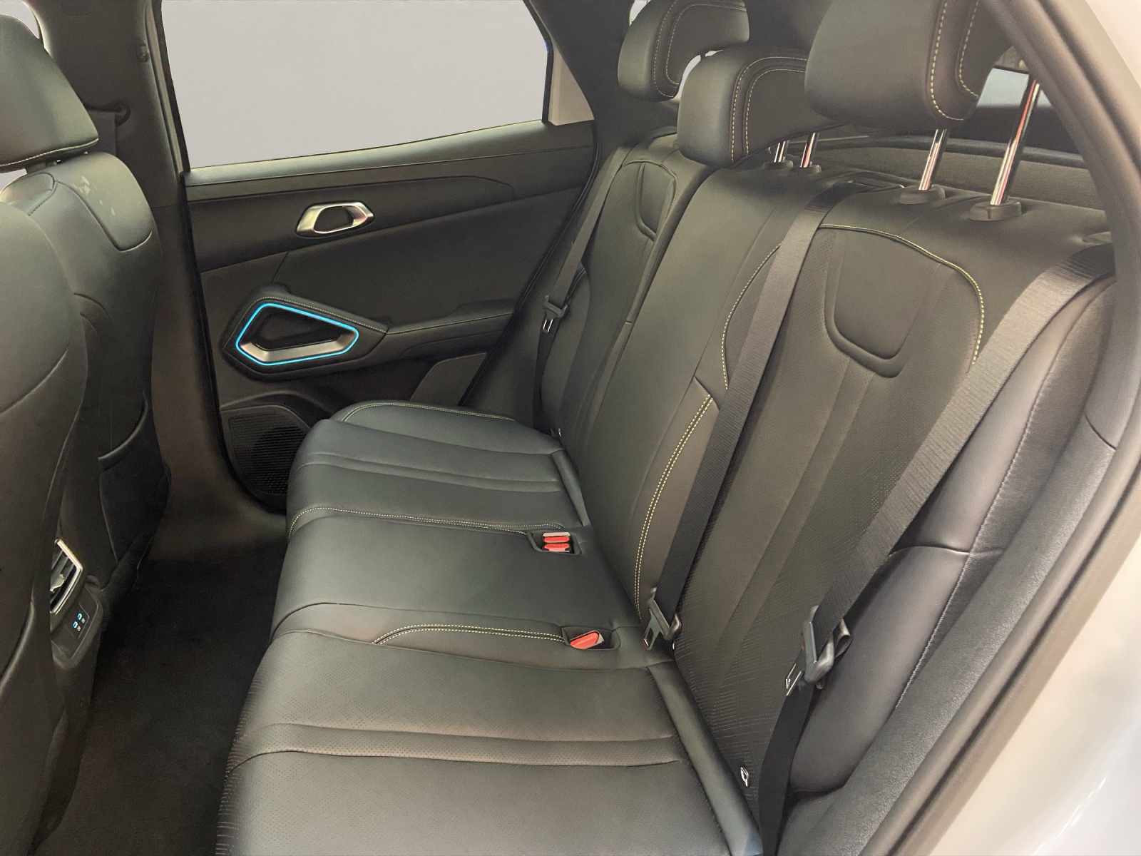 BYD Atto 2 DM-i Boost-image-10