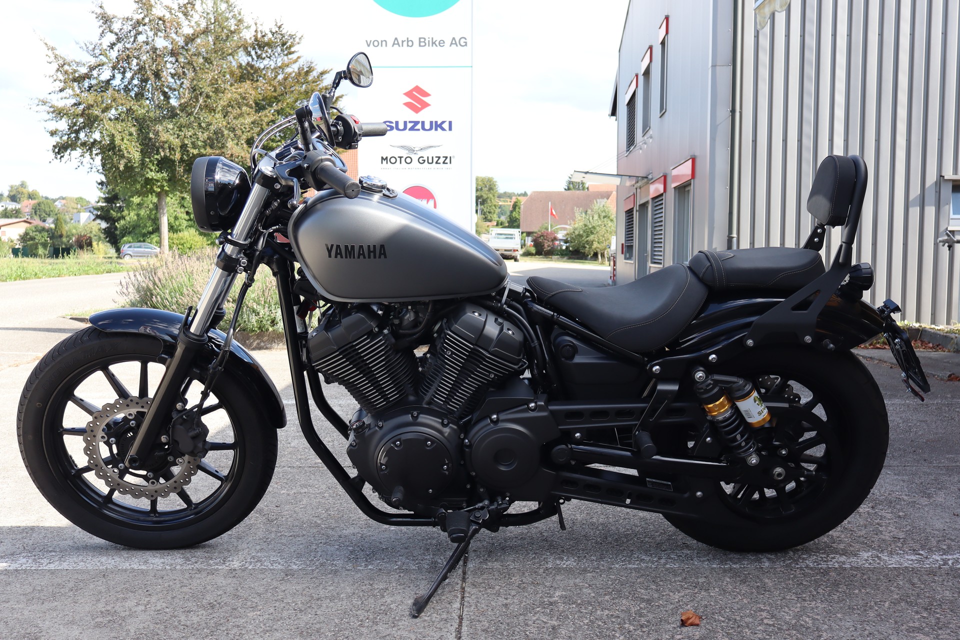 YAMAHA XV 950 R ABS-image-3