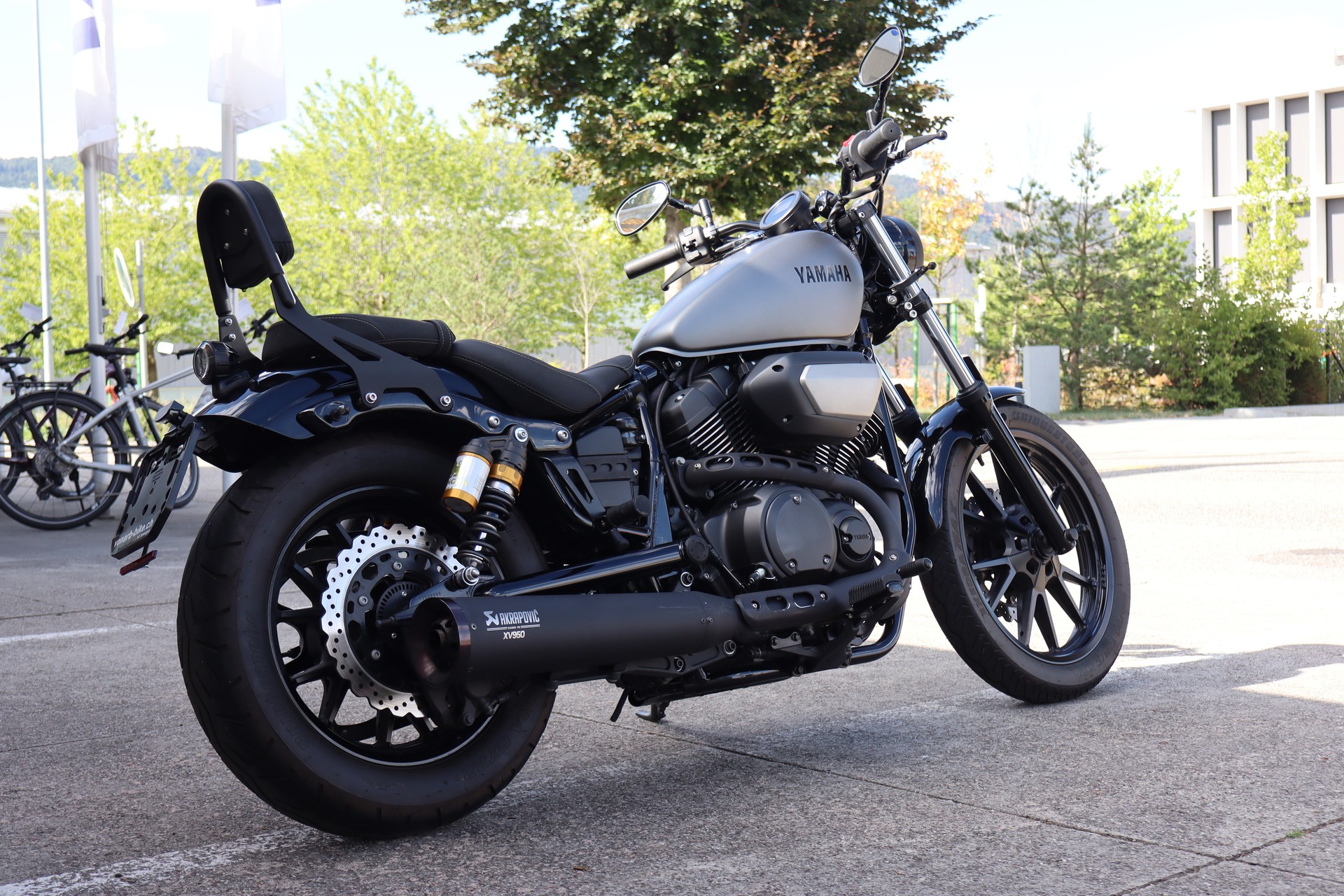 YAMAHA XV 950 R ABS-image-2