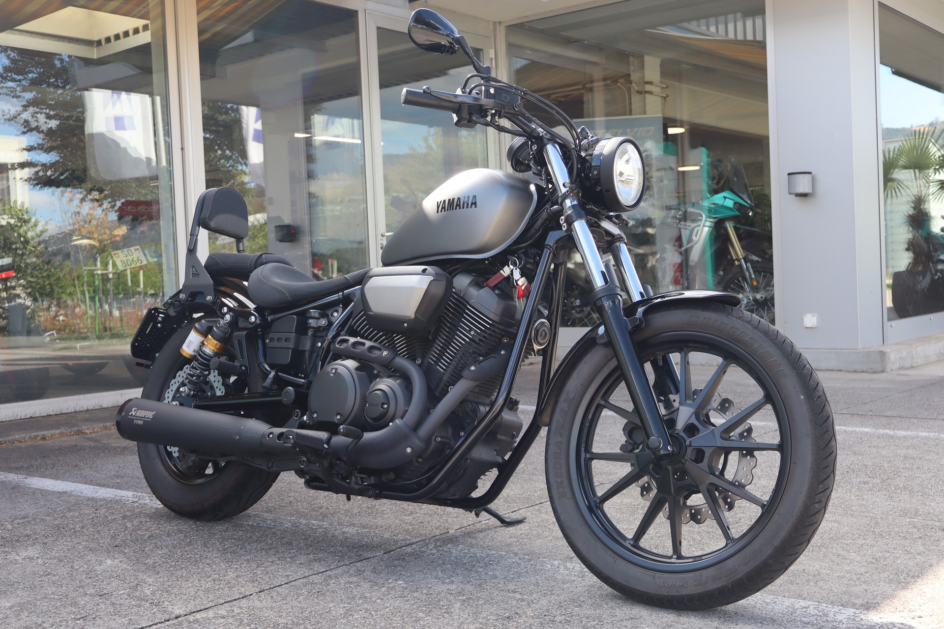 YAMAHA XV 950 R ABS-image-1