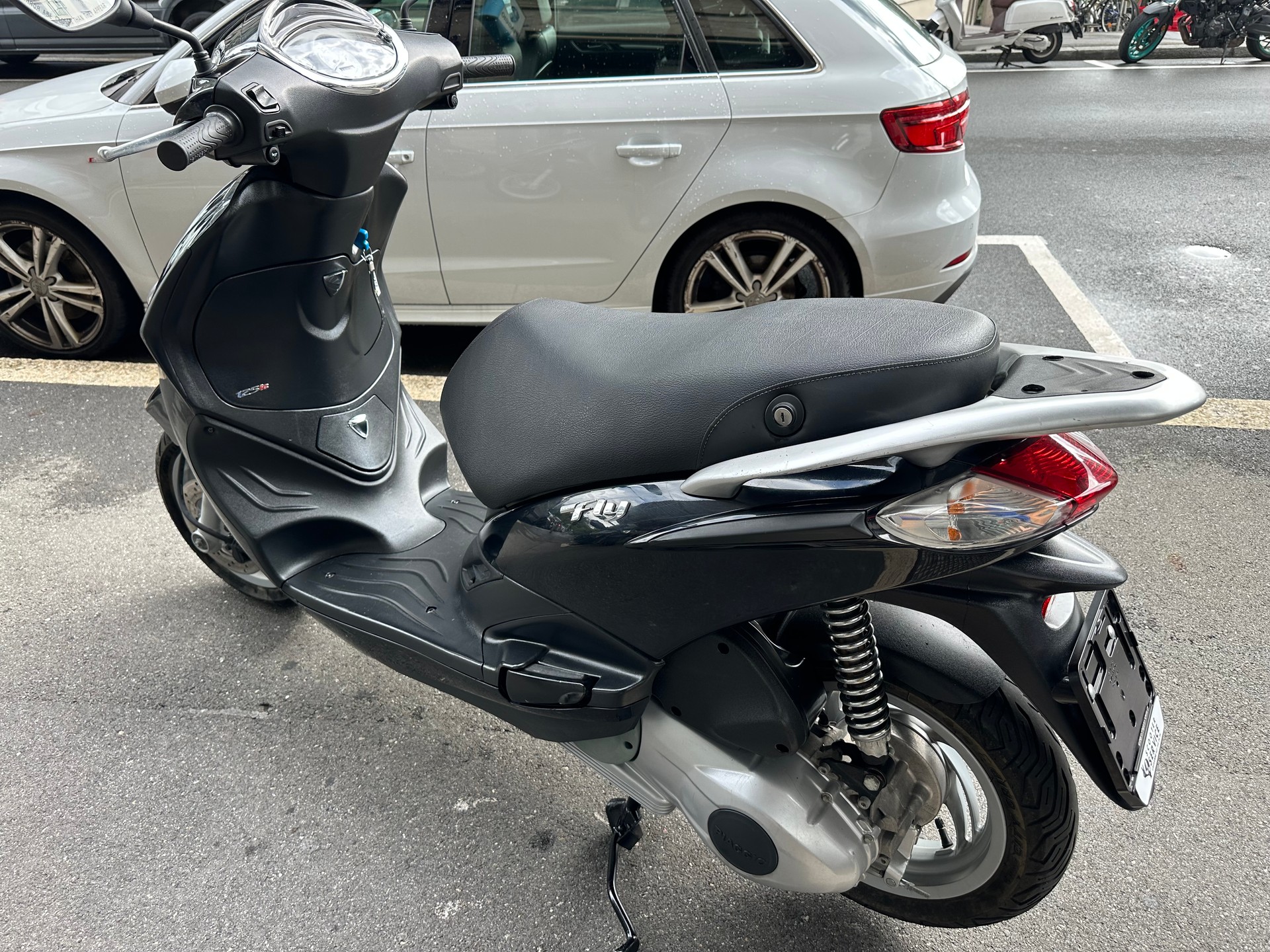 PIAGGIO Fly 125 i.e. 3V-image-2