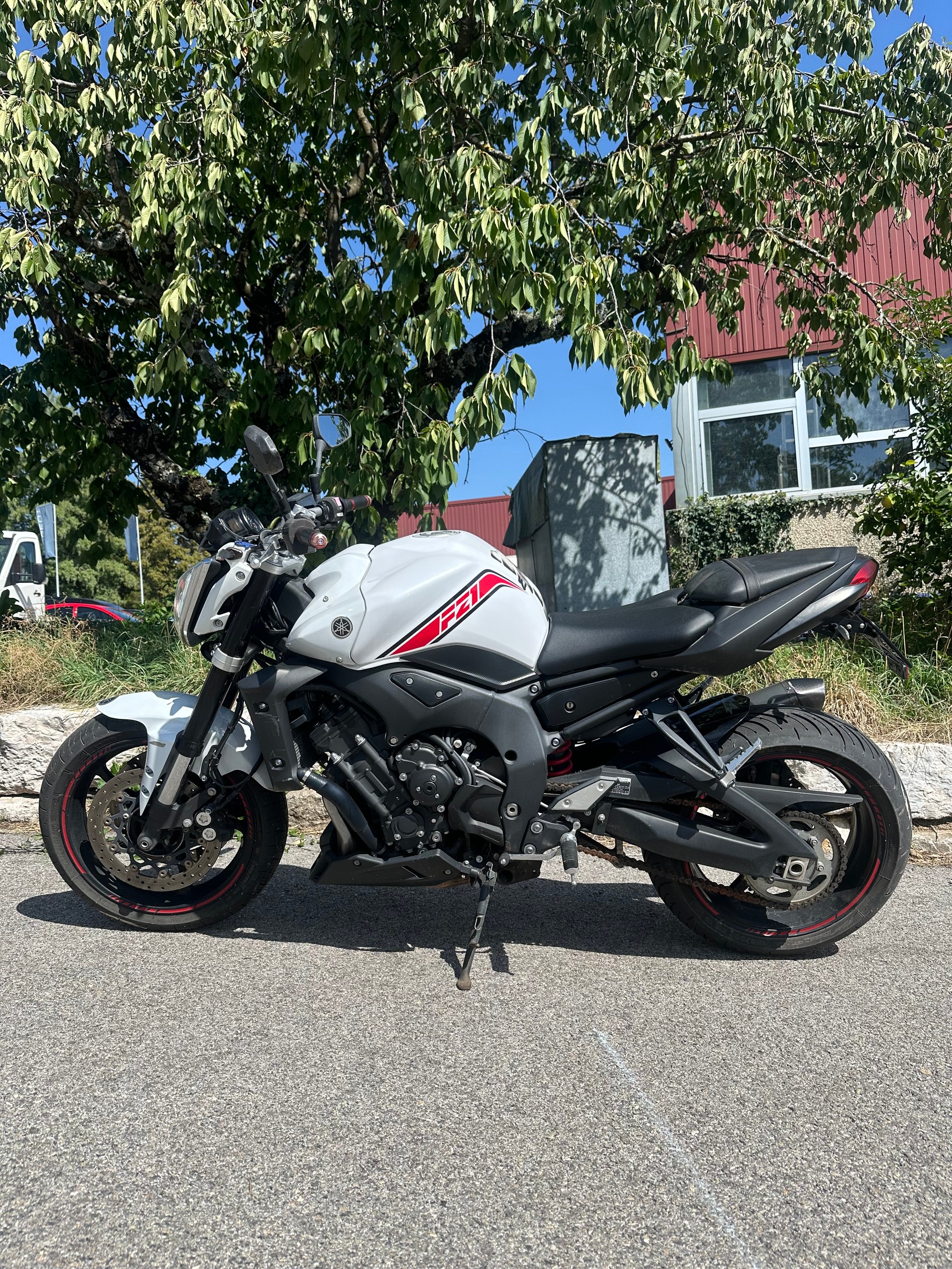YAMAHA FZ1 N ABS-image-7