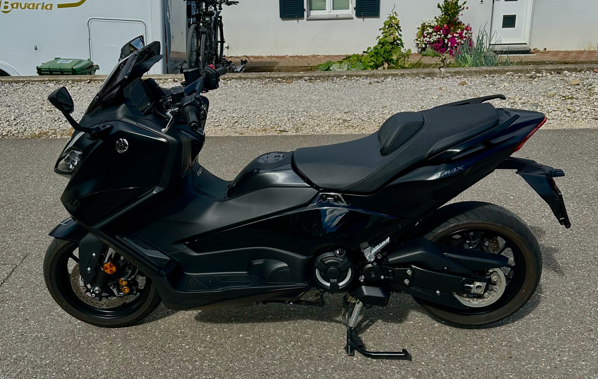 YAMAHA T-MAX Tech-Max XP 560-image-2