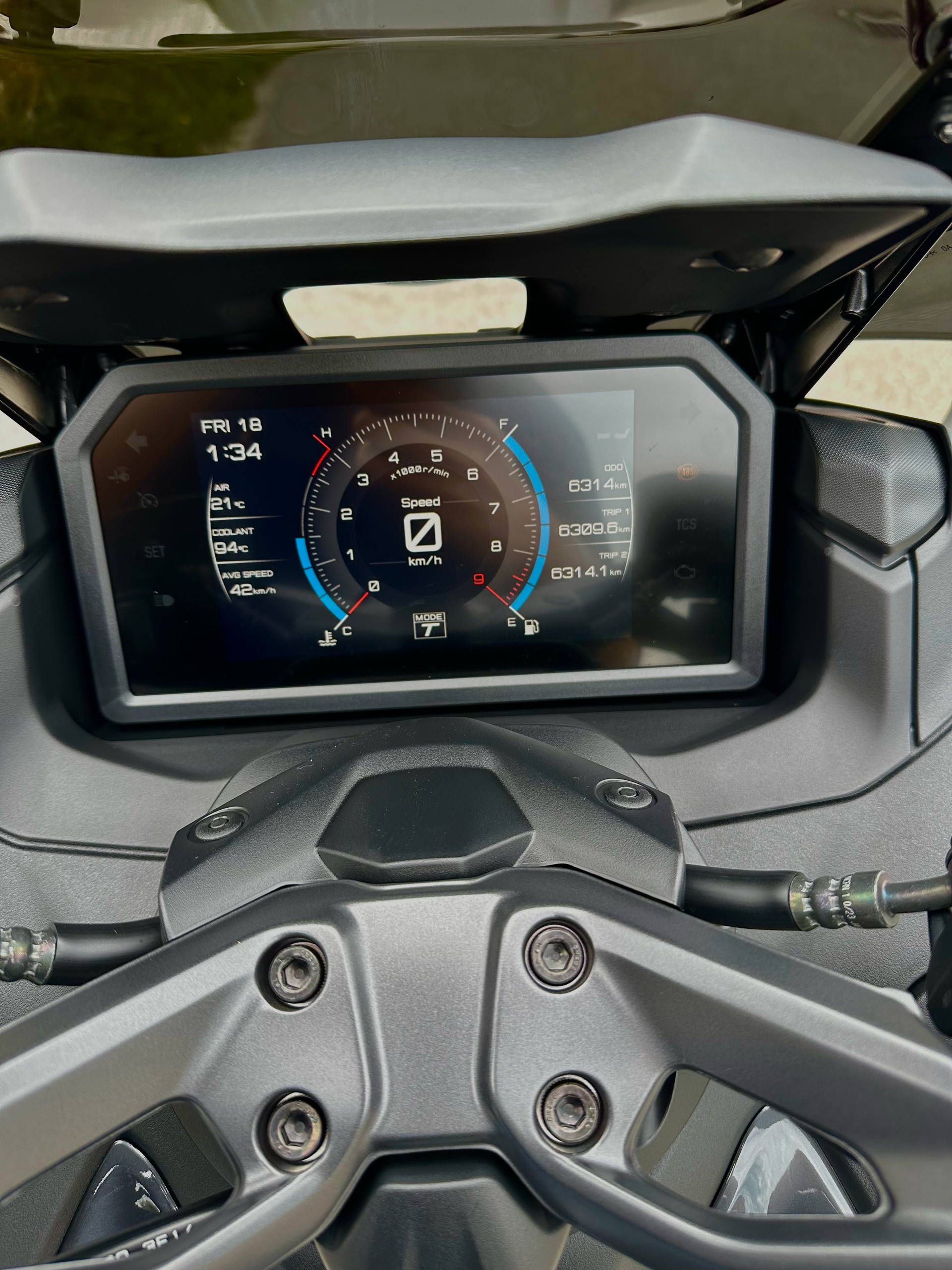 YAMAHA T-MAX Tech-Max XP 560-image-7