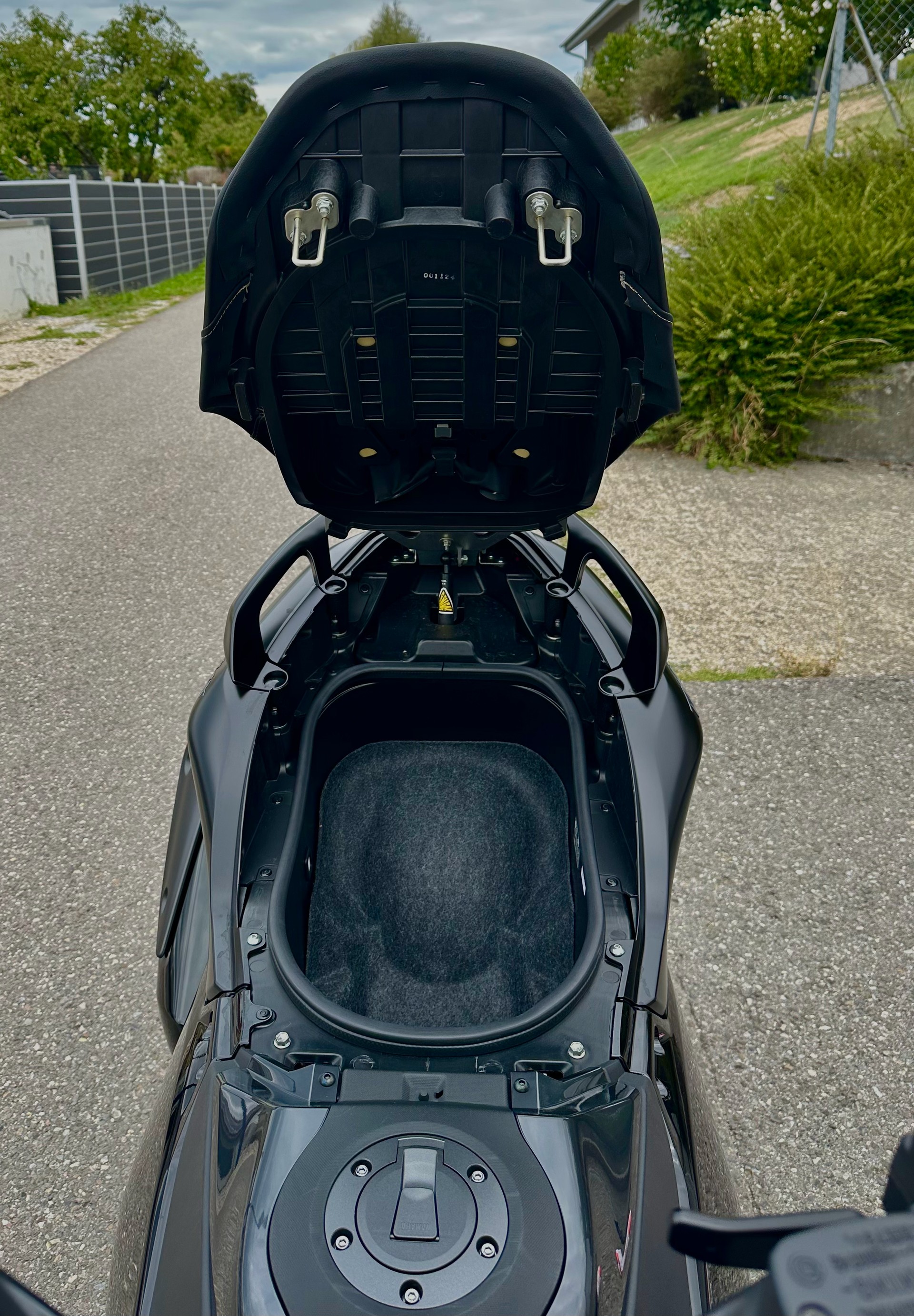 YAMAHA T-MAX Tech-Max XP 560-image-8