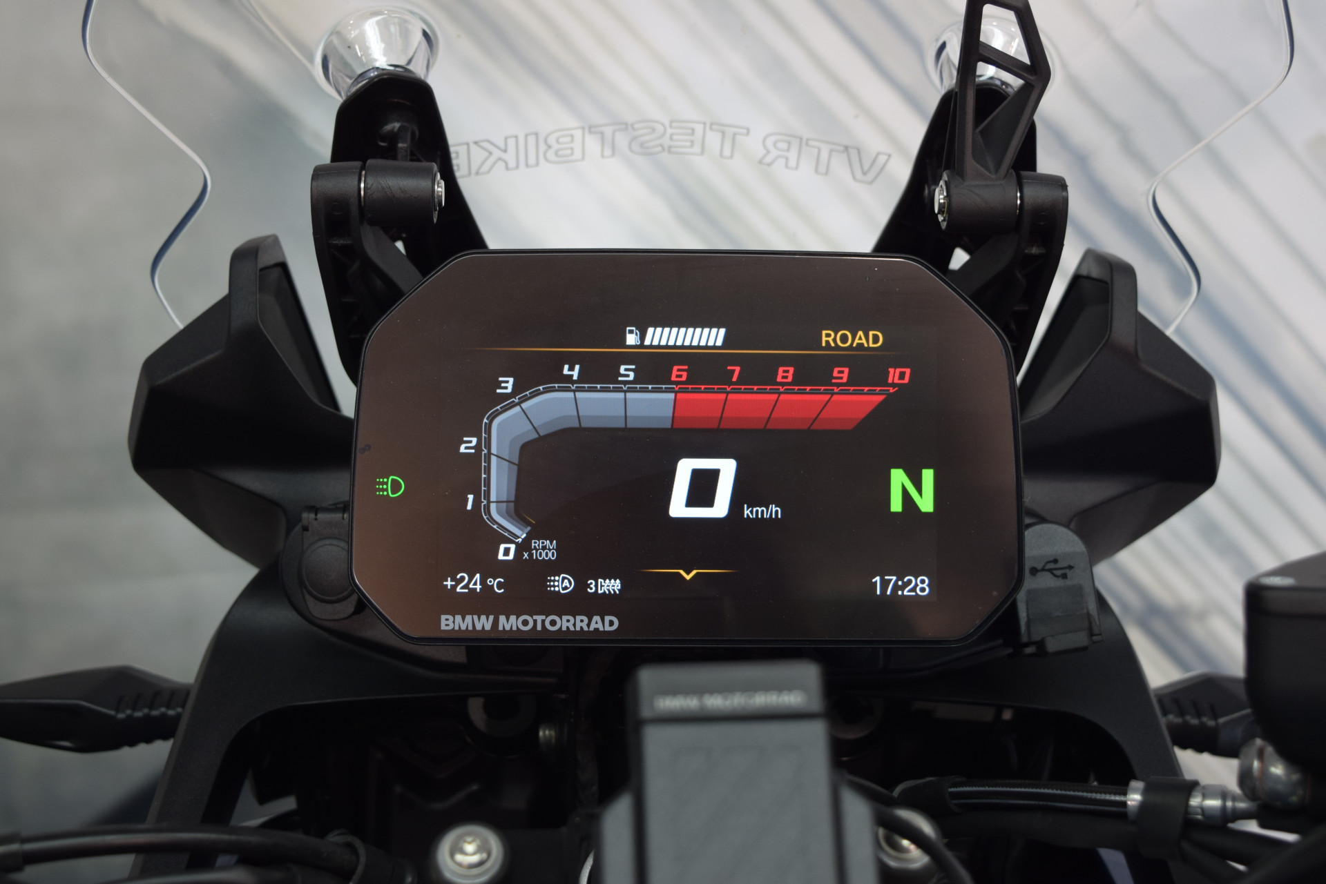 BMW F 800 GS Sport-image-8