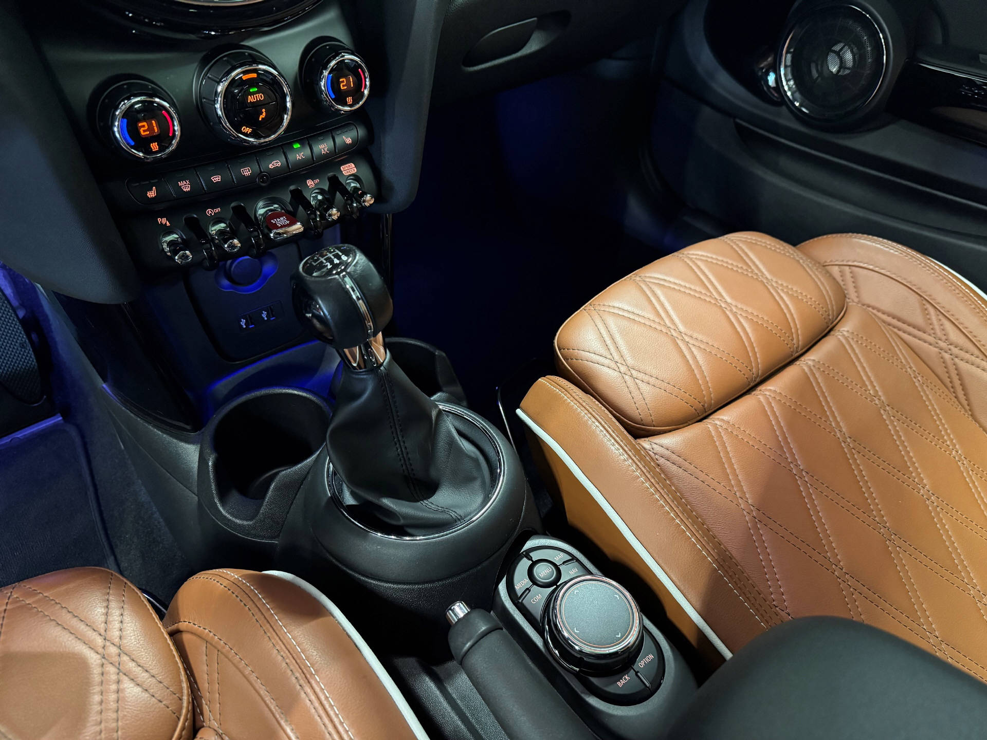 MINI Mini F56 2.0i Cooper S-image-7