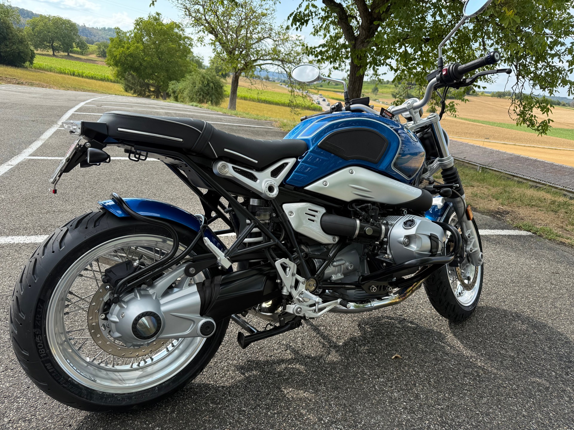BMW R nineT Pure ABS-image-2