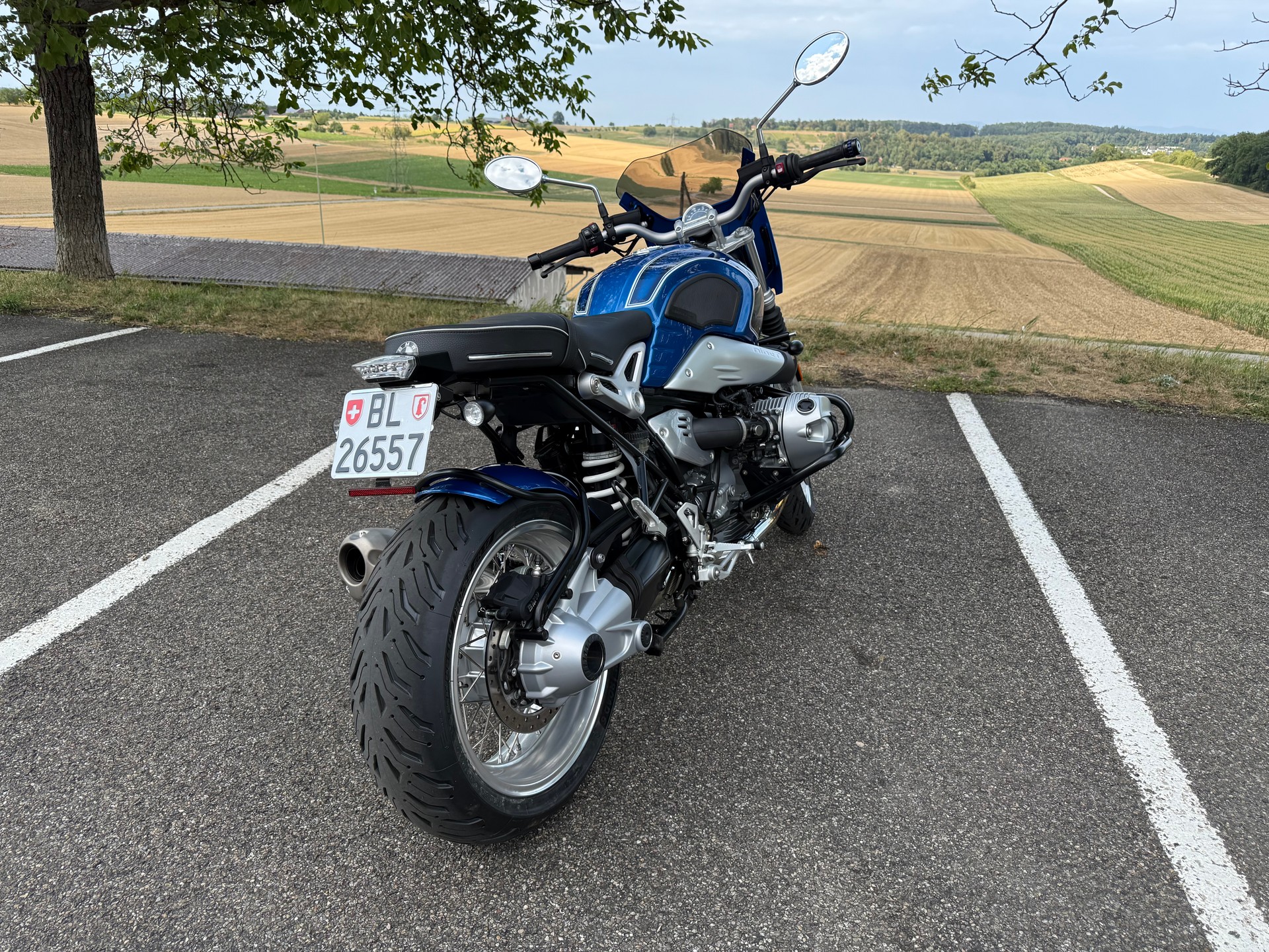 BMW R nineT Pure ABS-image-10