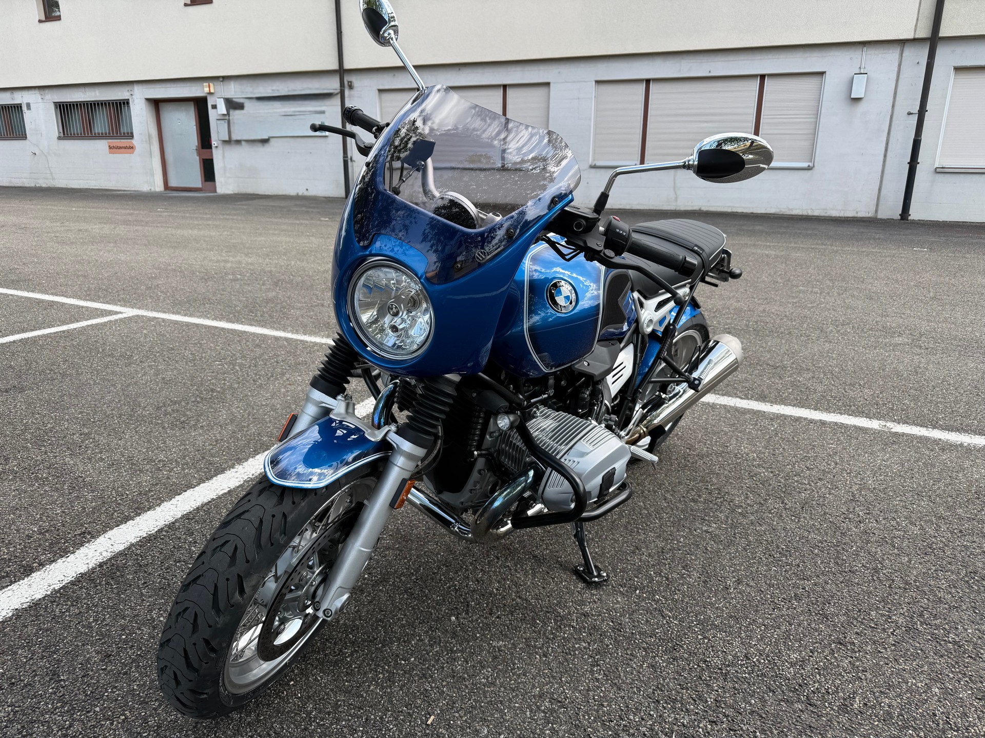 BMW R nineT Pure ABS-image-8