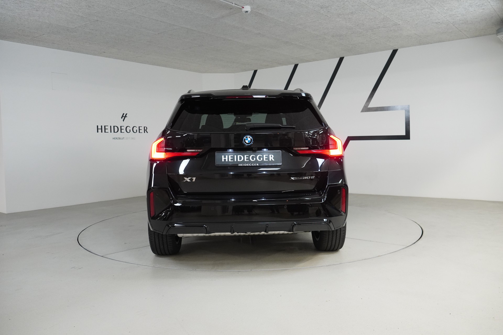 BMW X1 xDrive 30e M Sport-image-5