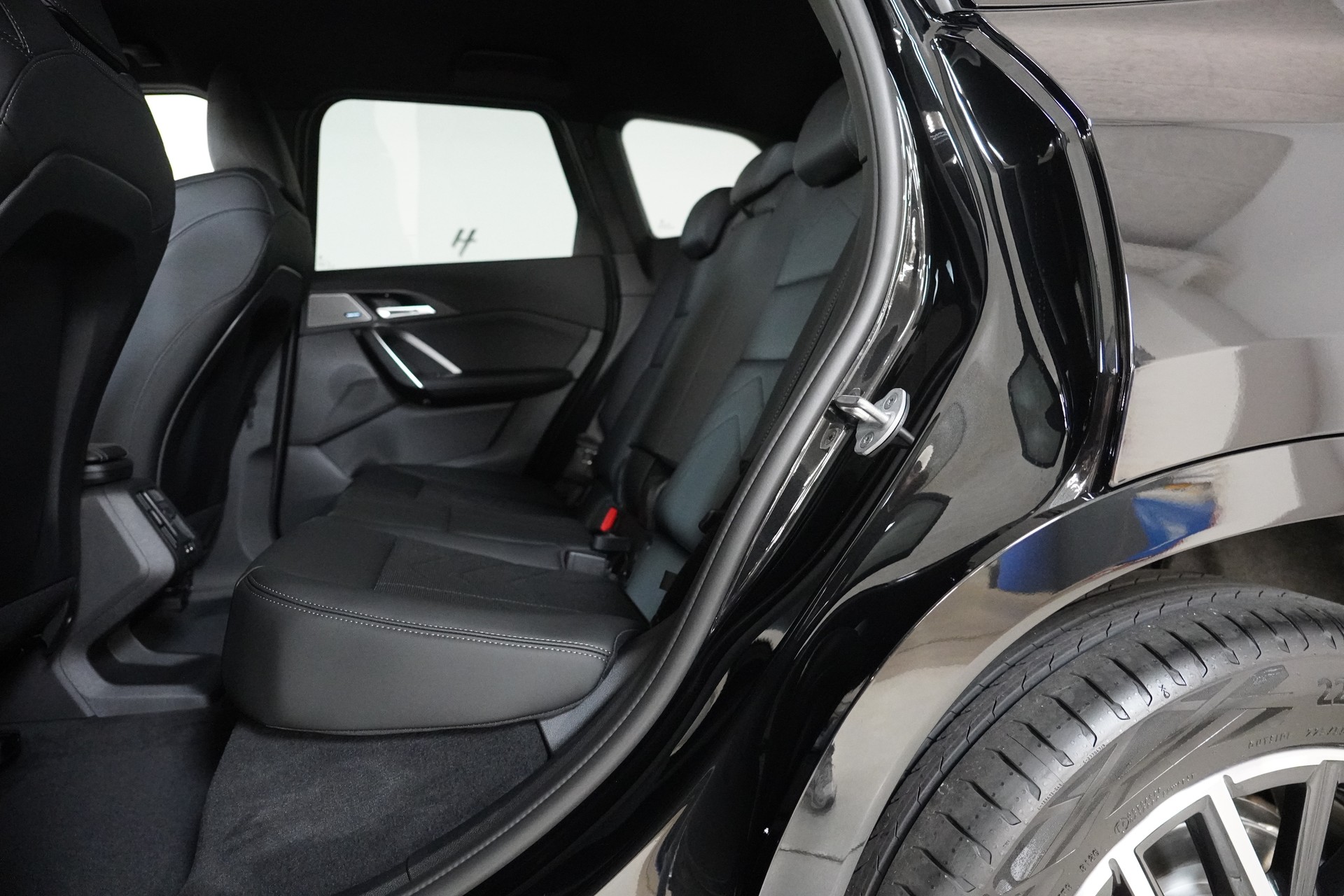 BMW X1 xDrive 30e M Sport-image-12