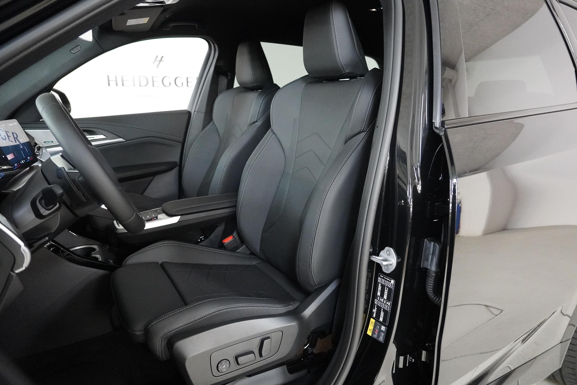 BMW X1 xDrive 30e M Sport-image-11