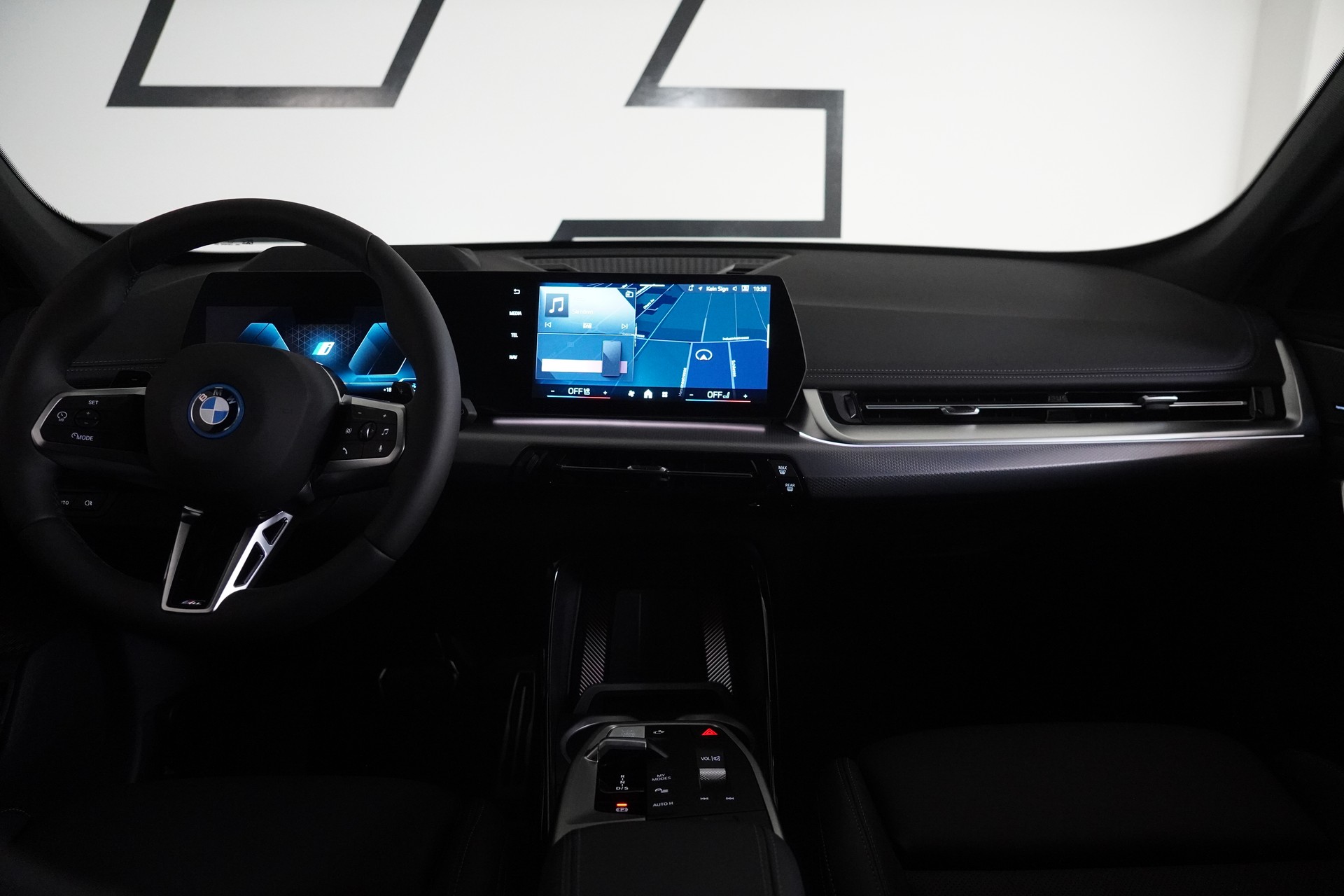 BMW X1 xDrive 30e M Sport-image-17