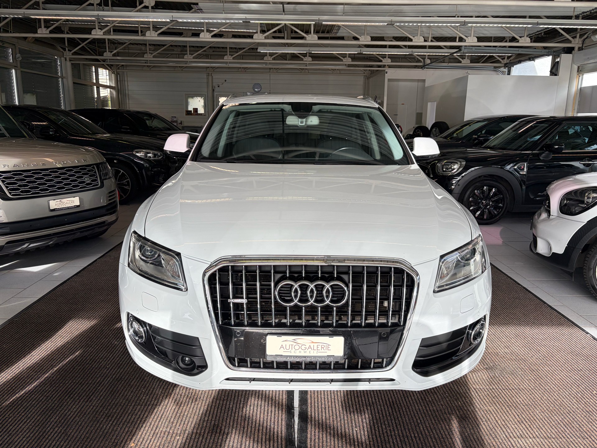 AUDI Q5 2.0 TDI quattro S-tronic | CH | Designpaket Sport | Adaptiv Tempomat | DAB | 19" | AMBITION | Xenon Plus |-image-32