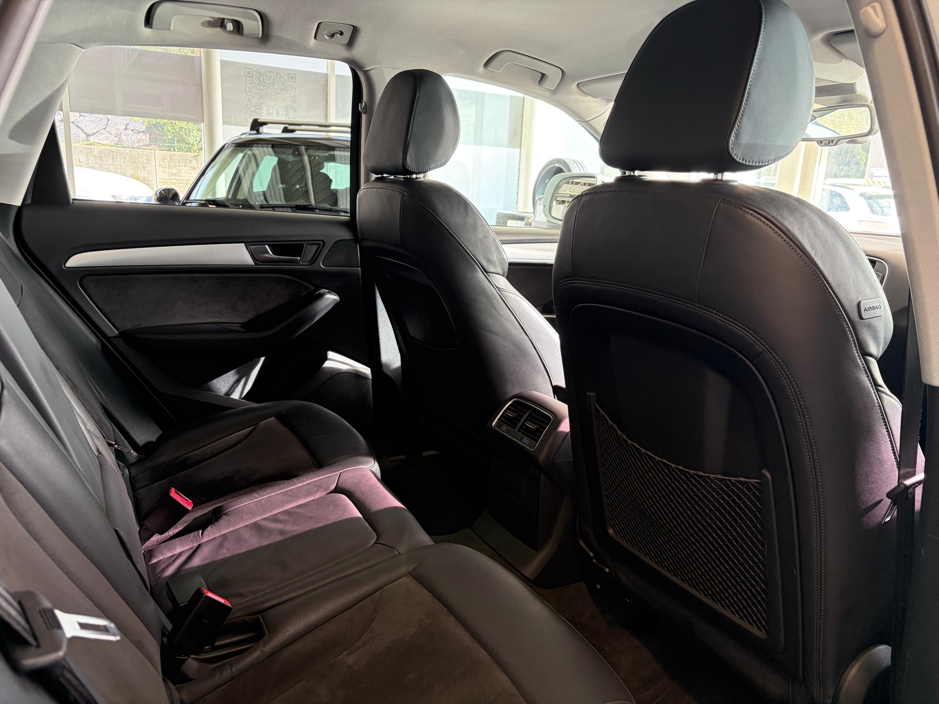 AUDI Q5 2.0 TDI quattro S-tronic | CH | Designpaket Sport | Adaptiv Tempomat | DAB | 19" | AMBITION | Xenon Plus |-image-27