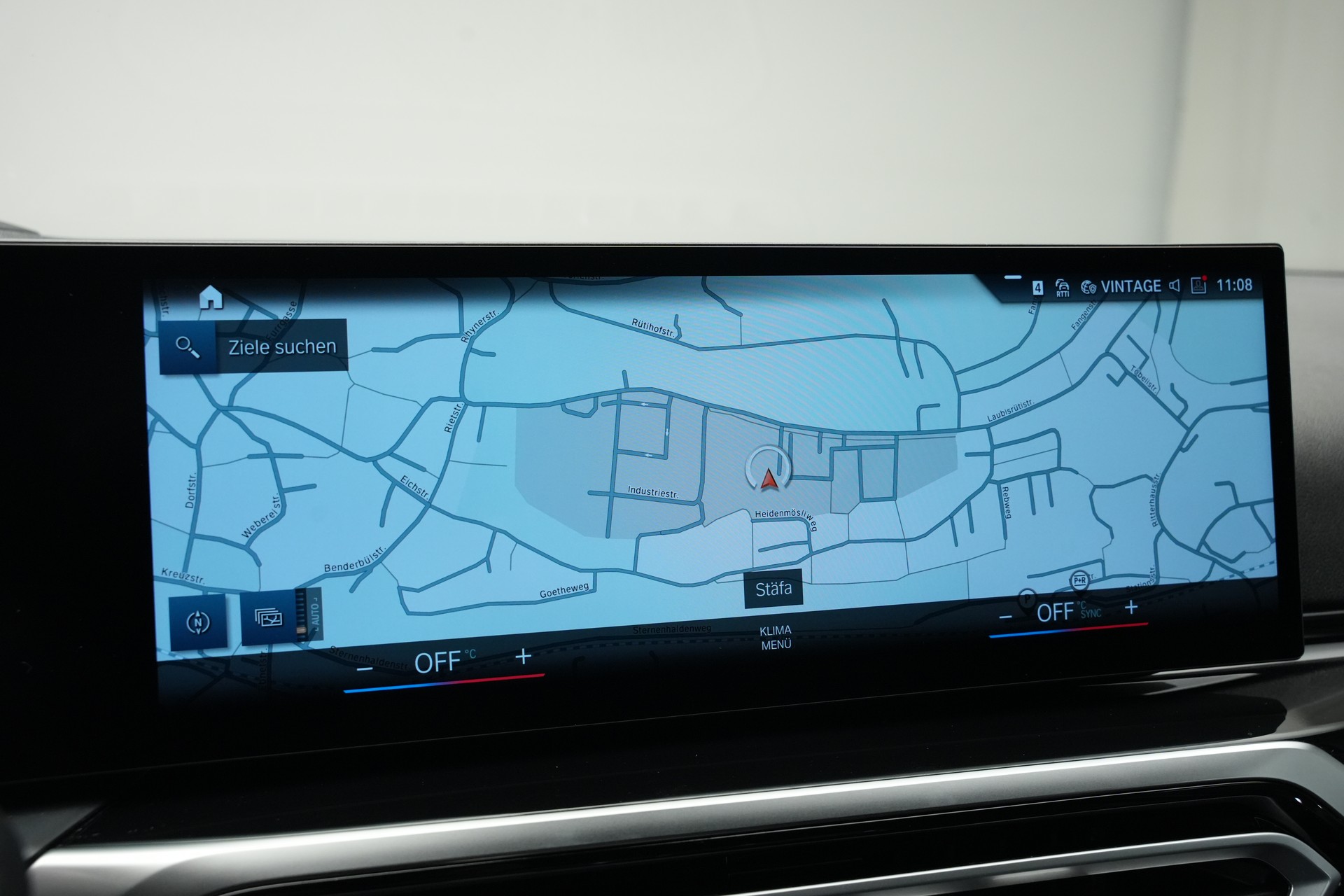 BMW 220i M Sport Pro *Head-Up* *Driving Assistant*-image-15