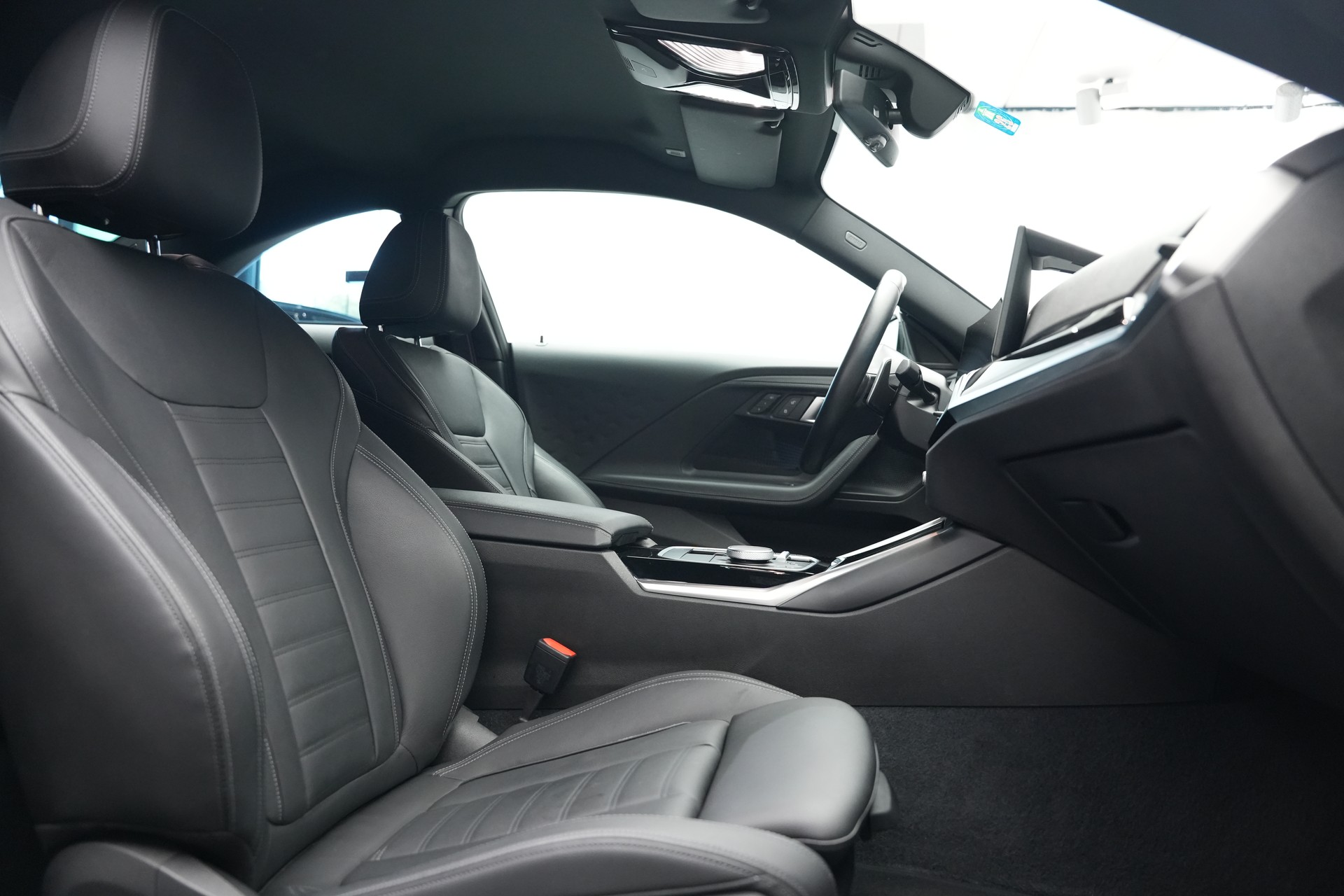 BMW 220i M Sport Pro *Head-Up* *Driving Assistant*-image-12