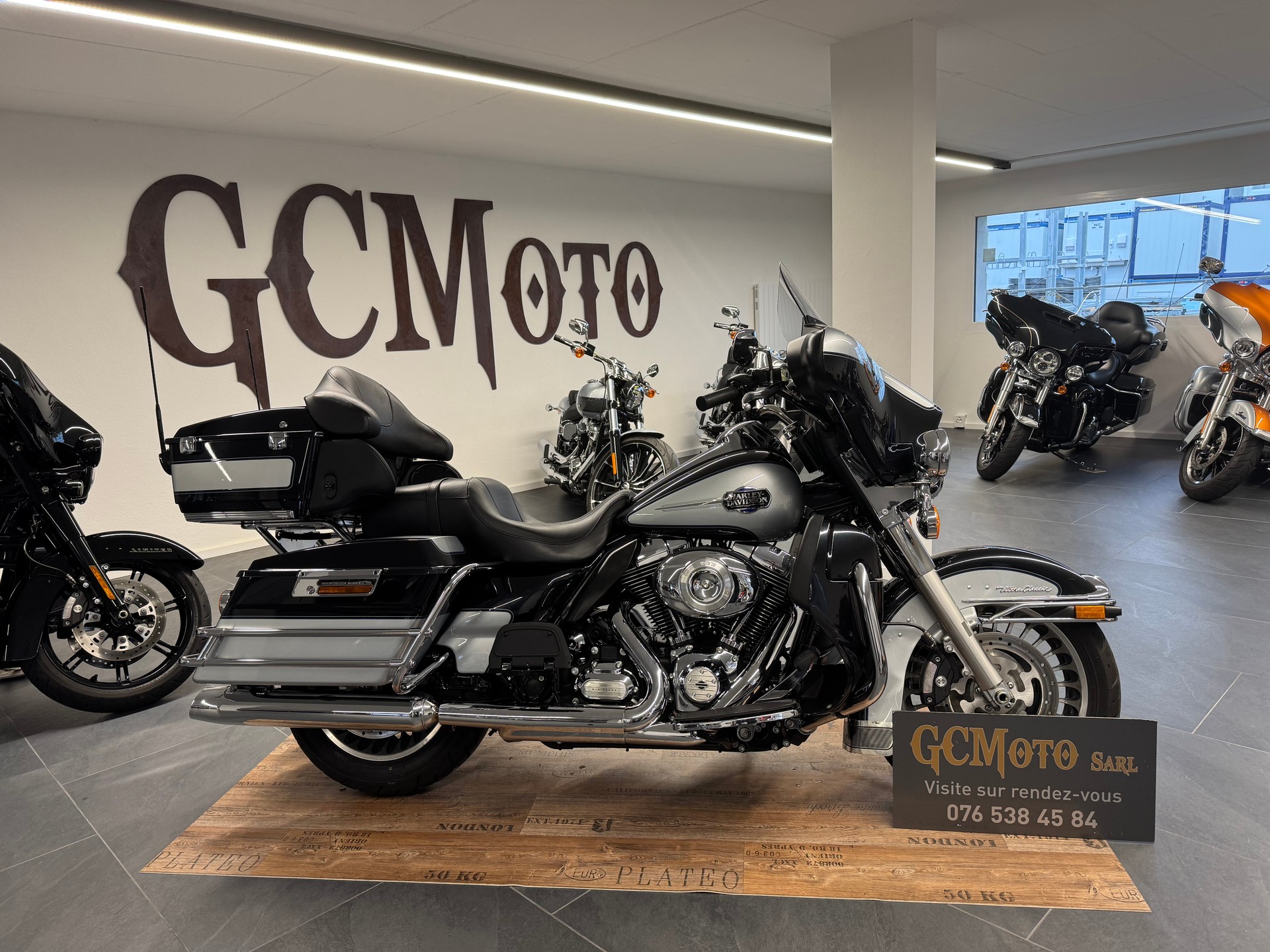 HARLEY-DAVIDSON FLHTCU Electra Glide Ultra Classic ABS-image-3